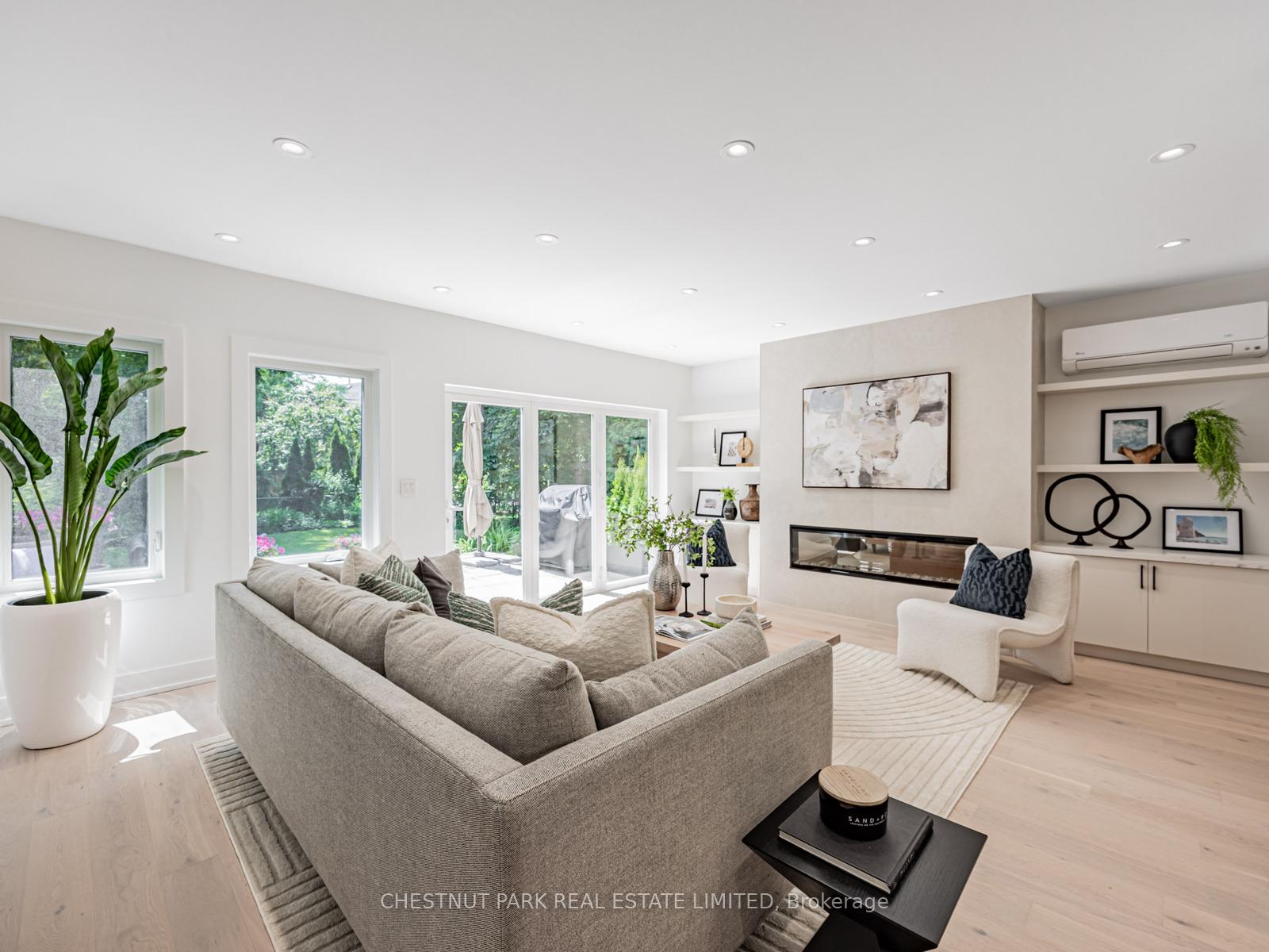 Photo 17 of 35 Rykert Crescent, Toronto, Leaside — HOMEH