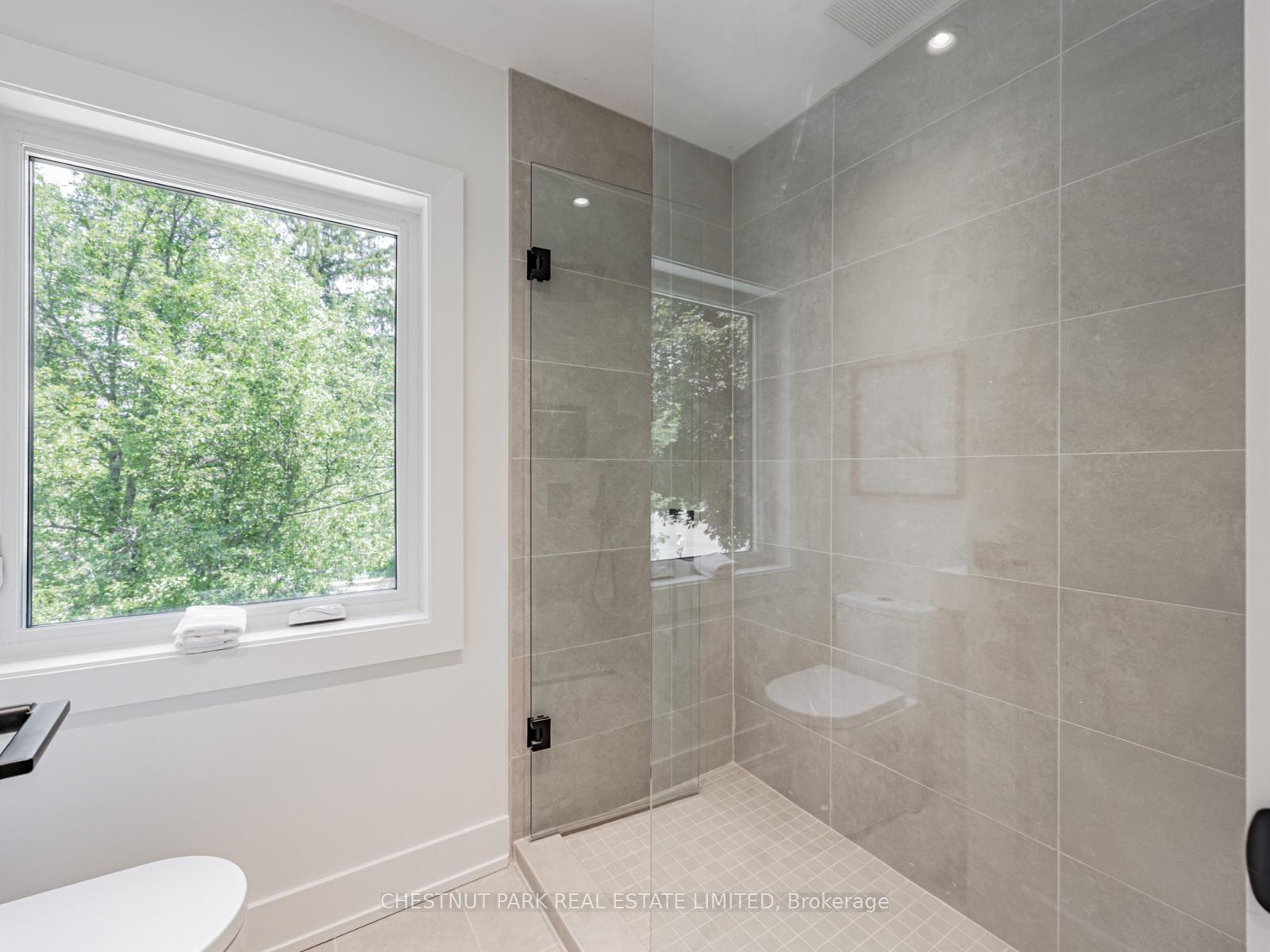 Photo 24 of 35 Rykert Crescent, Toronto, Leaside — HOMEH