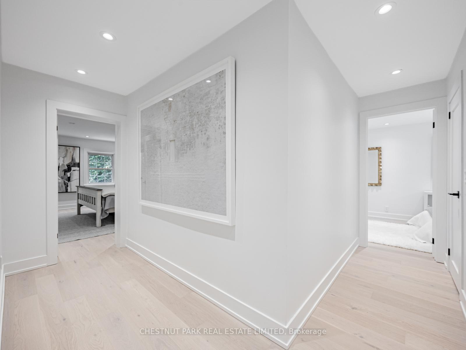 Photo 14 of 35 Rykert Crescent, Toronto, Leaside — HOMEH