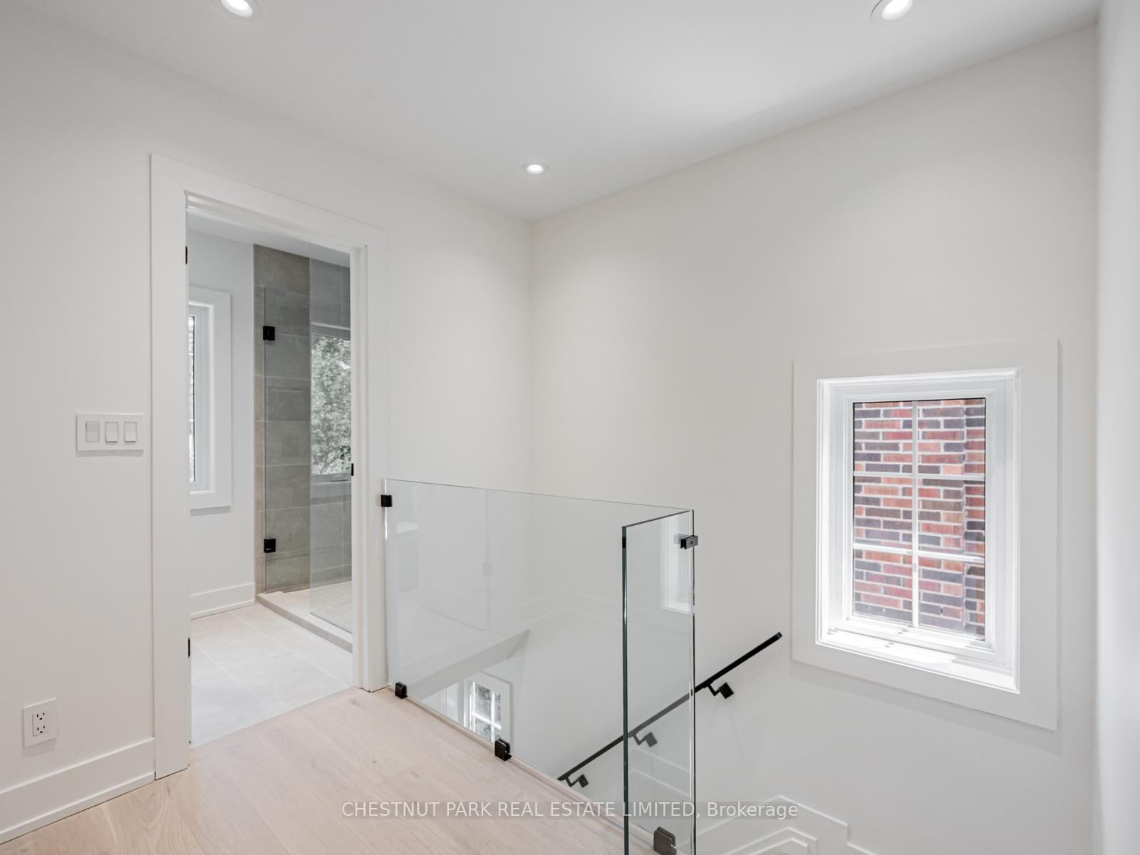 Photo 27 of 35 Rykert Crescent, Toronto, Leaside — HOMEH