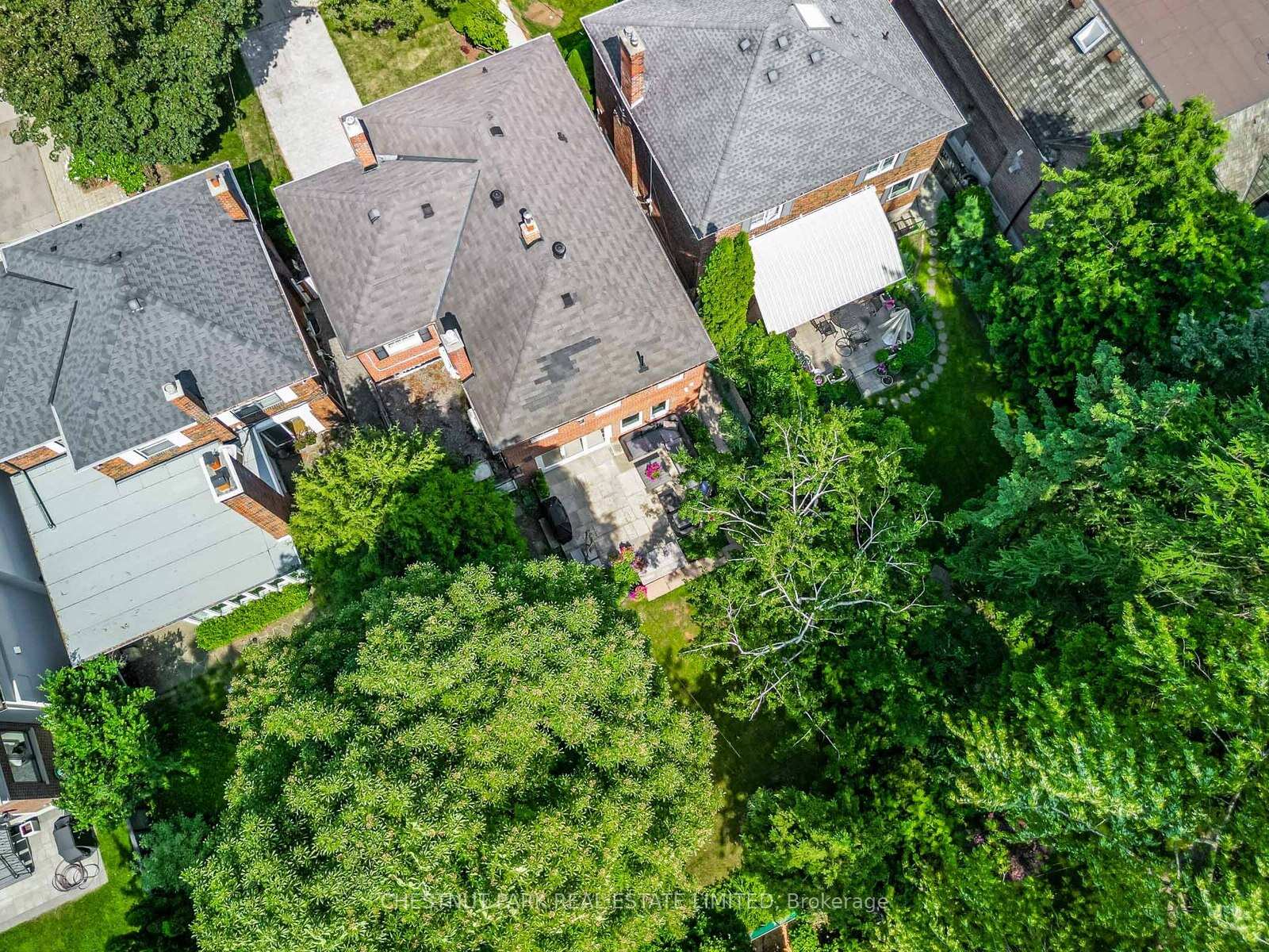 Photo 41 of 35 Rykert Crescent, Toronto, Leaside — HOMEH