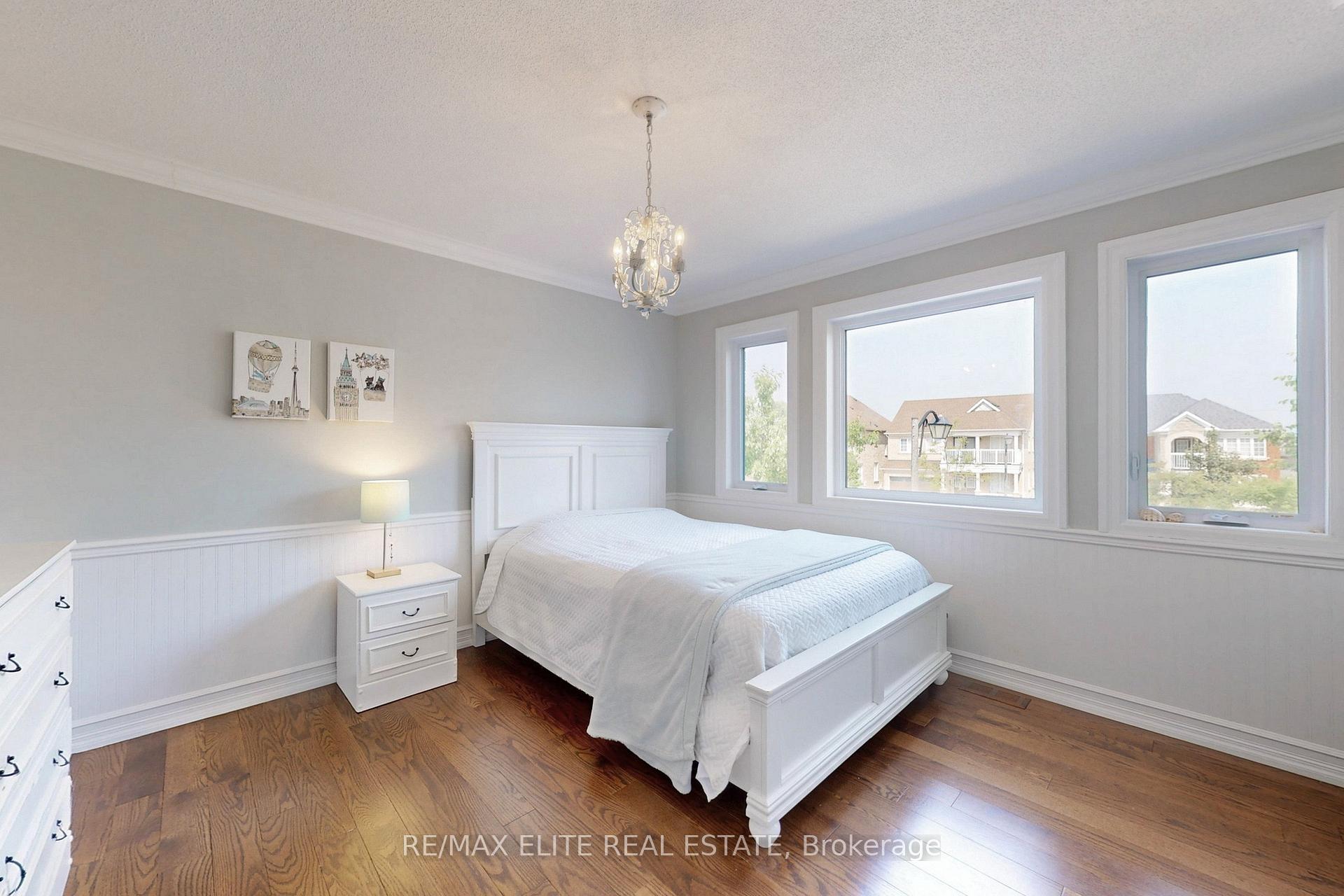 Photo 27 of 23 Linsmary Court, Markham, Greensborough — HOMEH