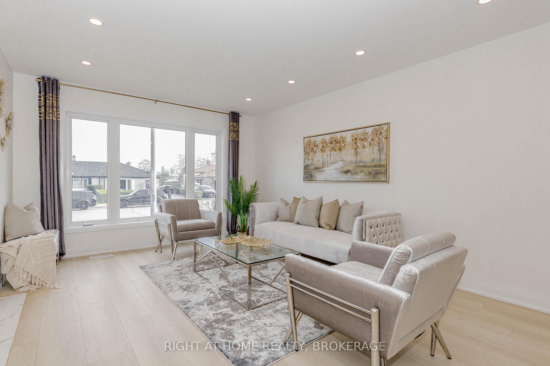 Photo 9 of 96 Avondale Boulevard, Brampton, Avondale — HOMEH