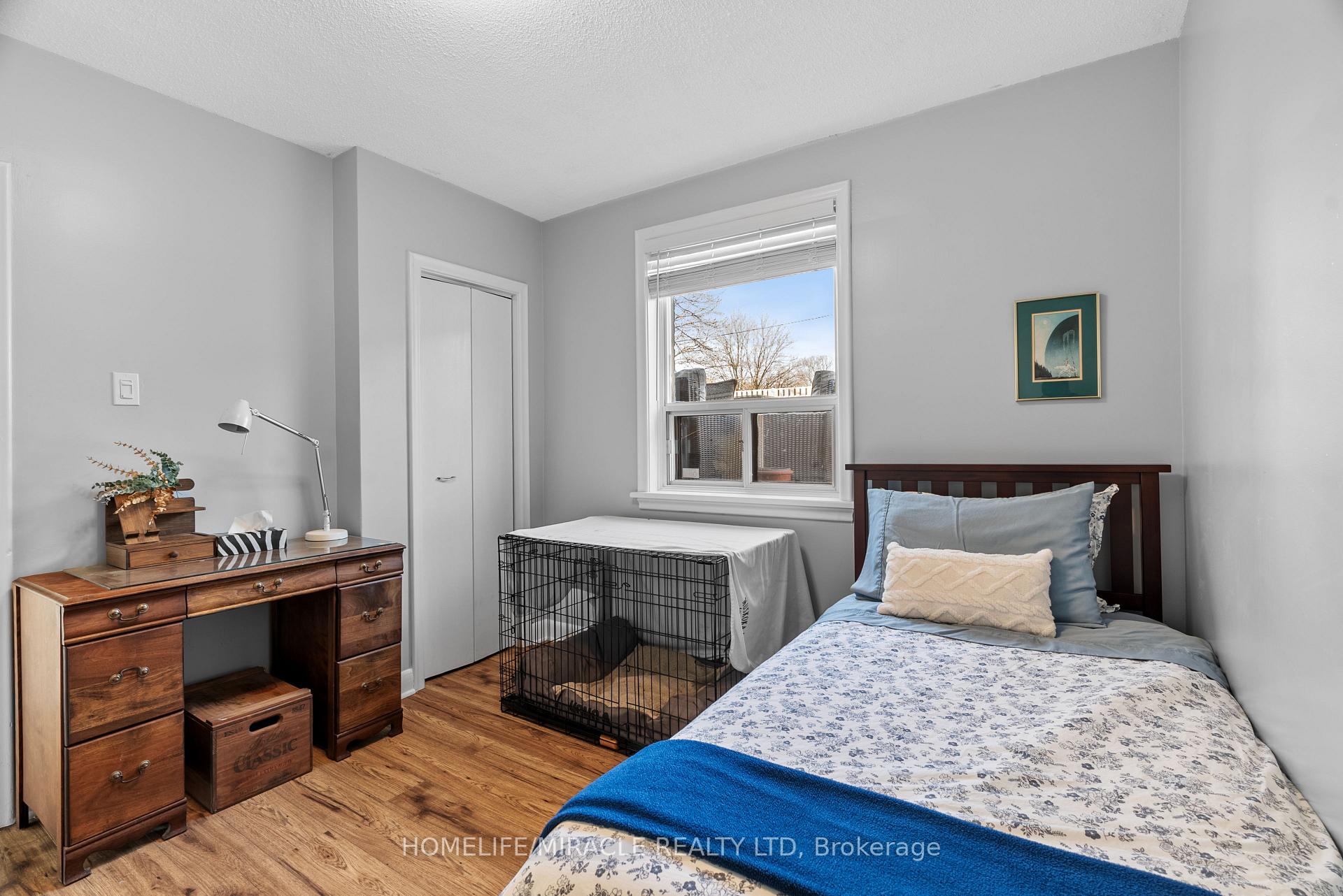 Photo 22 of 1013 Brucedale Avenue E, Hamilton, Sherwood — HOMEH