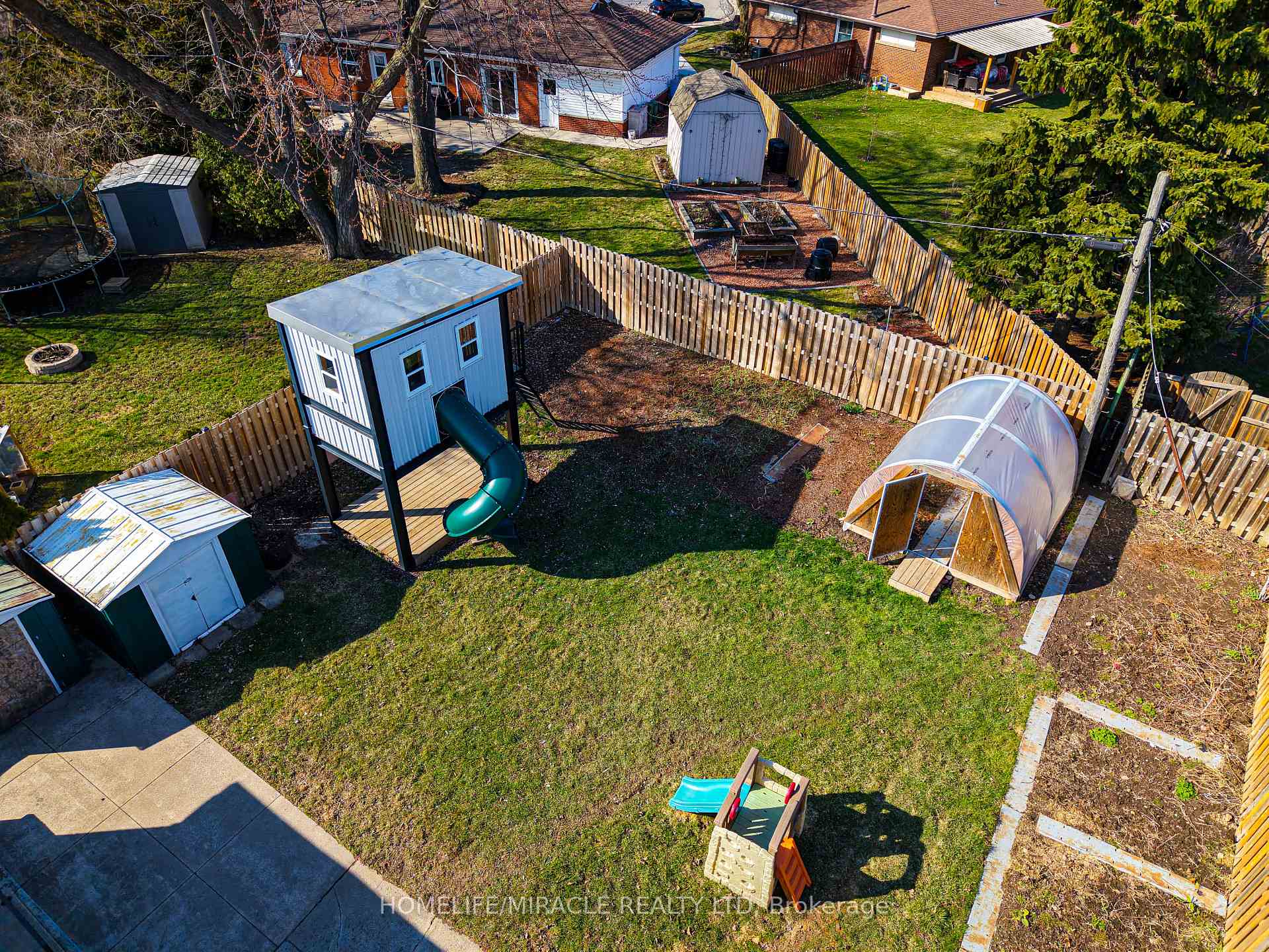 Photo 27 of 1013 Brucedale Avenue E, Hamilton, Sherwood — HOMEH