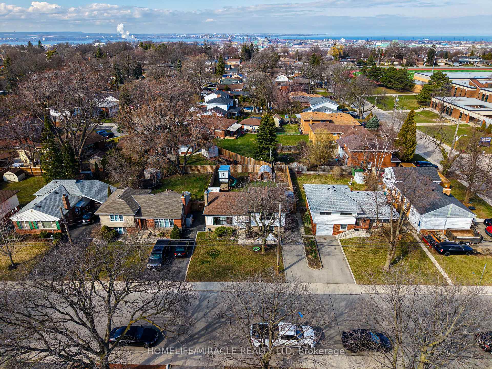 Photo 30 of 1013 Brucedale Avenue E, Hamilton, Sherwood — HOMEH