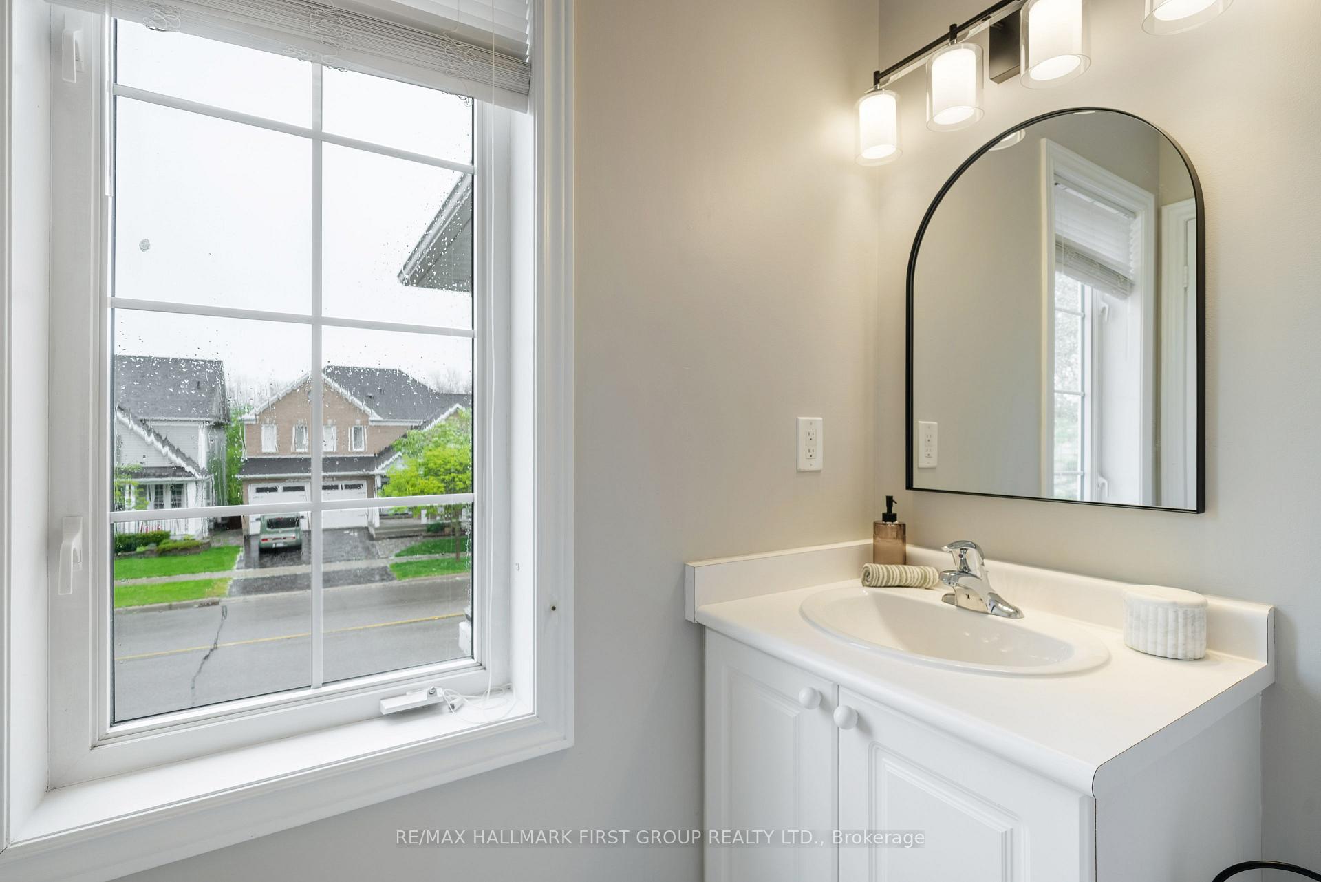 Photo 30 of 798 Audley Road S, Ajax, South East — HOMEH