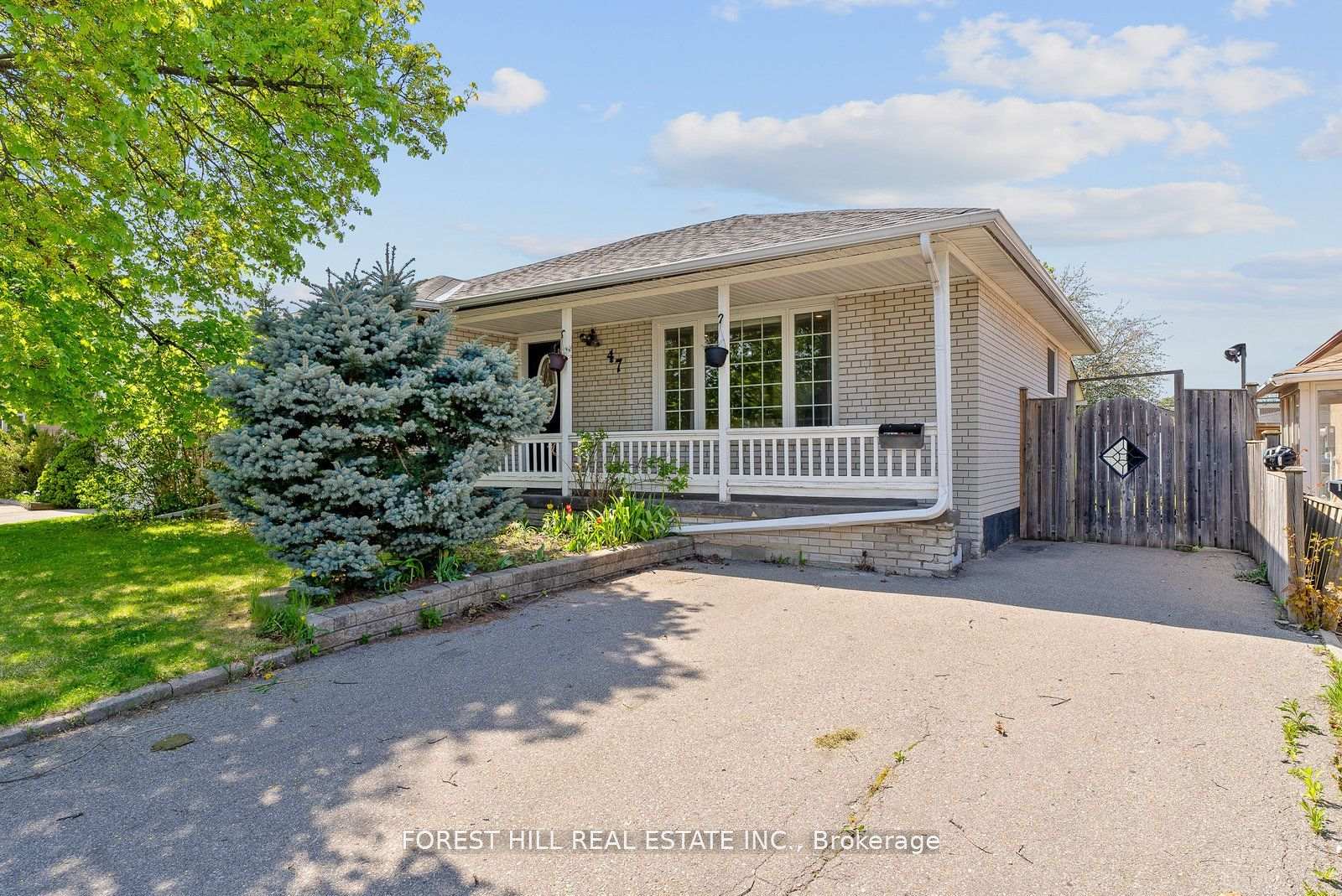 Photo 18 of 47 Kingsmere Crescent, Brampton, Northwood Park — HOMEH