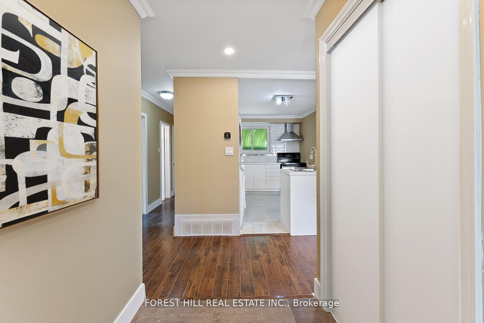 Photo 19 of 47 Kingsmere Crescent, Brampton, Northwood Park — HOMEH