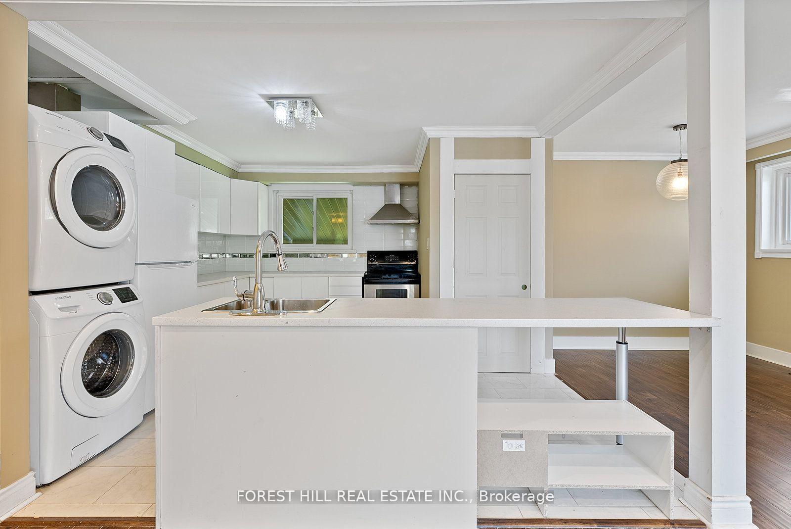 Photo 8 of 47 Kingsmere Crescent, Brampton, Northwood Park — HOMEH