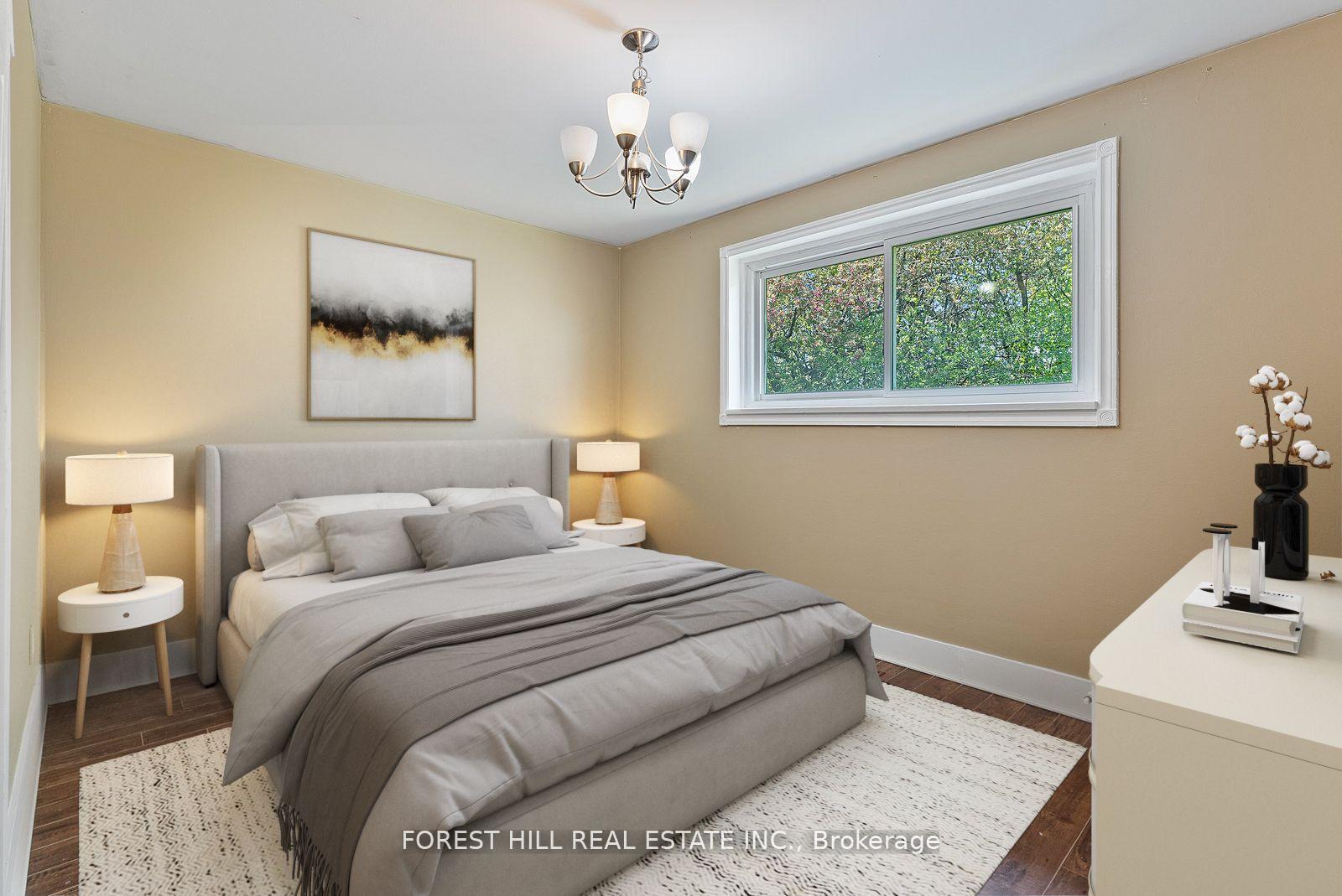 Photo 11 of 47 Kingsmere Crescent, Brampton, Northwood Park — HOMEH