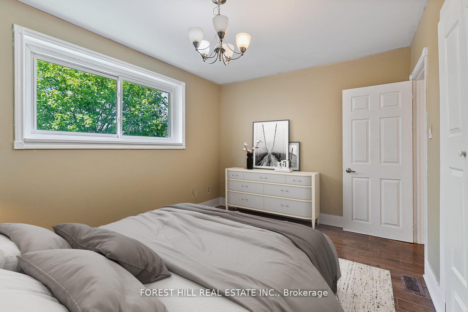 Photo 20 of 47 Kingsmere Crescent, Brampton, Northwood Park — HOMEH