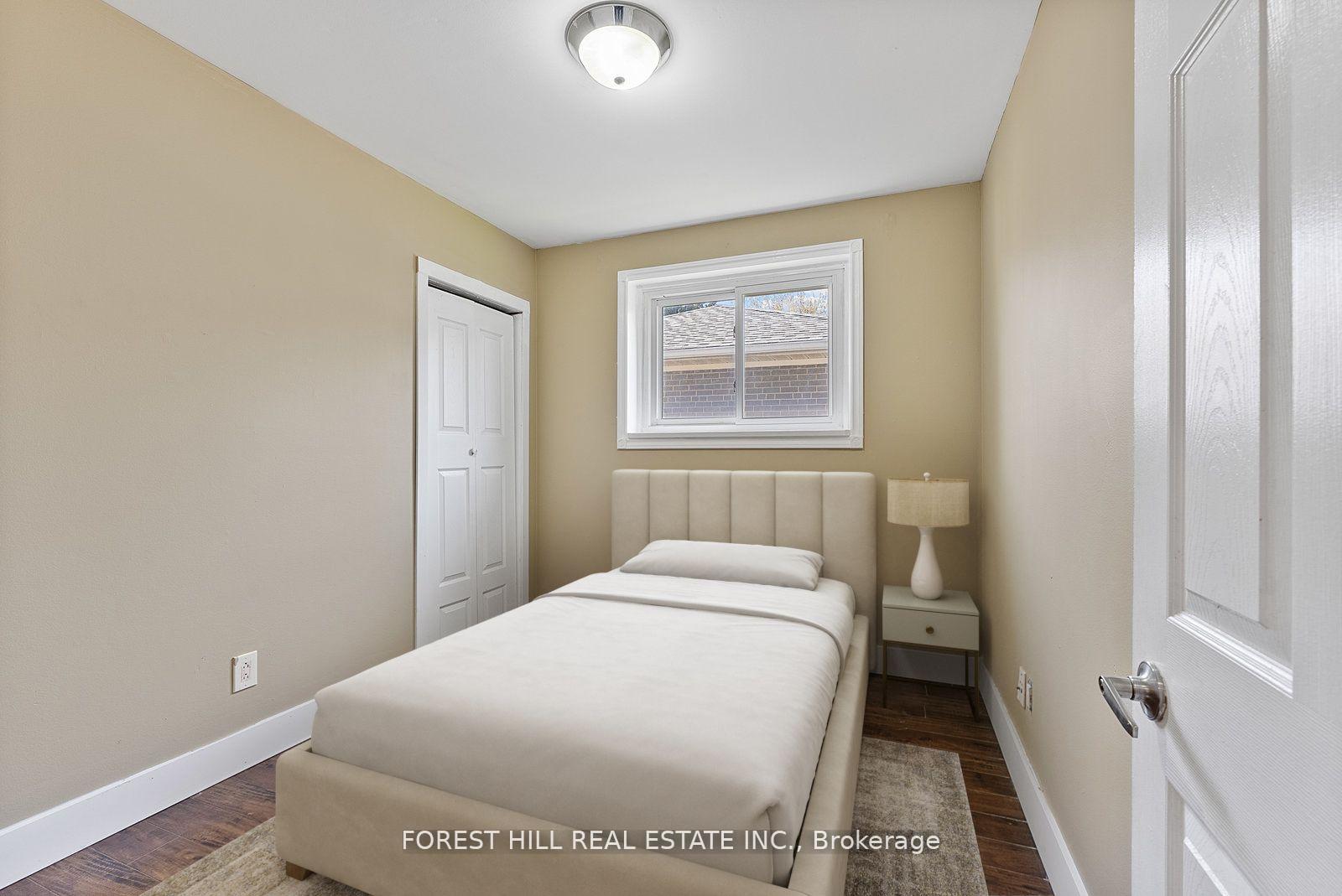 Photo 17 of 47 Kingsmere Crescent, Brampton, Northwood Park — HOMEH