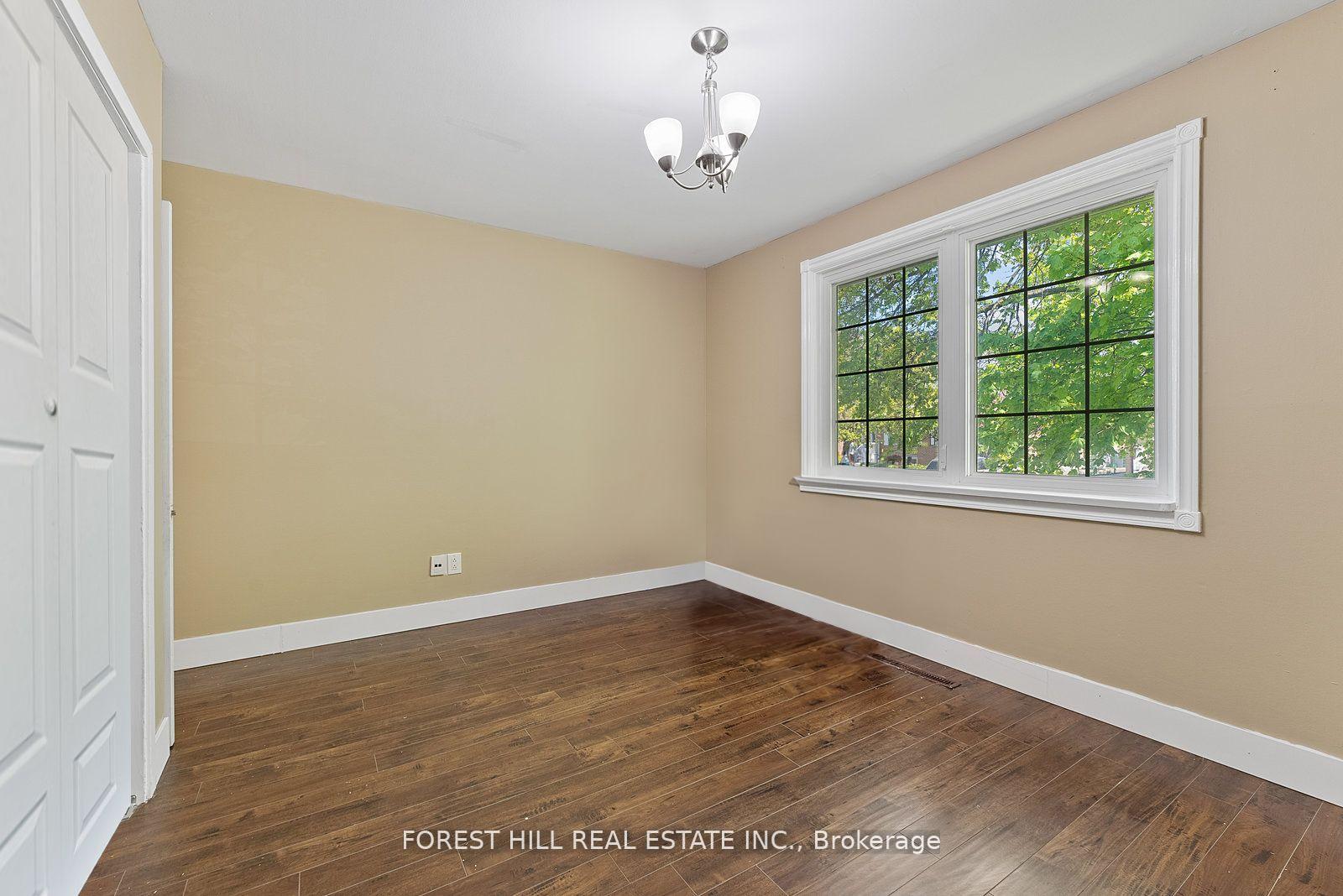 Photo 26 of 47 Kingsmere Crescent, Brampton, Northwood Park — HOMEH