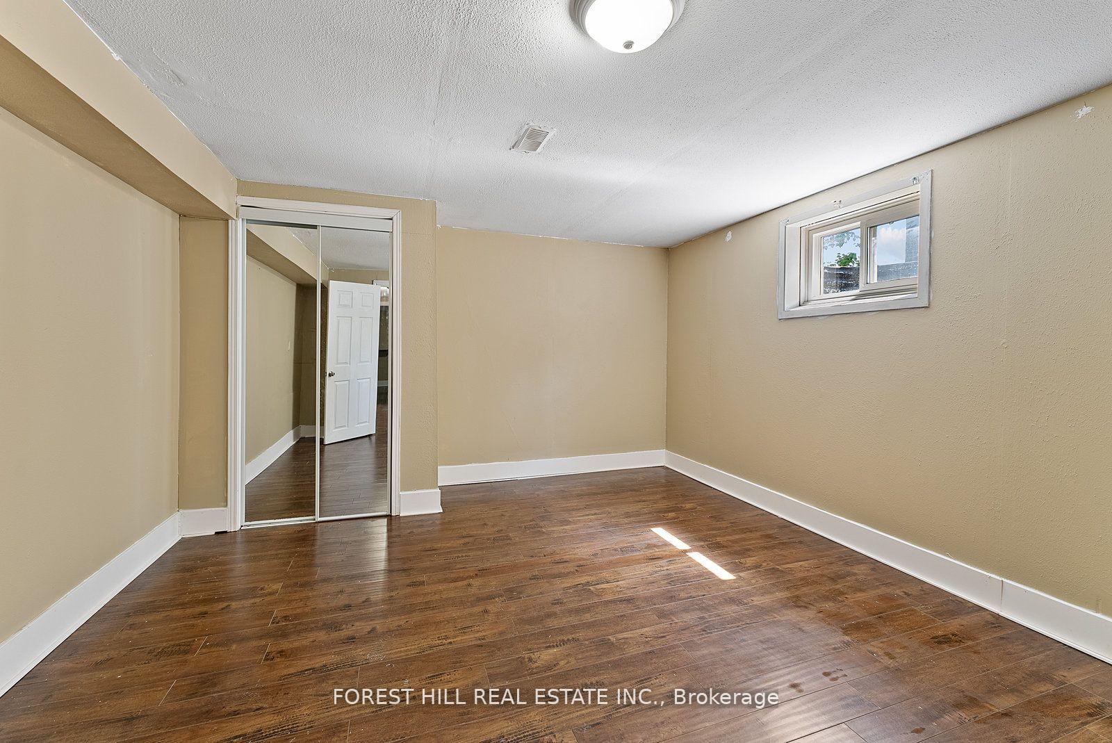 Photo 34 of 47 Kingsmere Crescent, Brampton, Northwood Park — HOMEH
