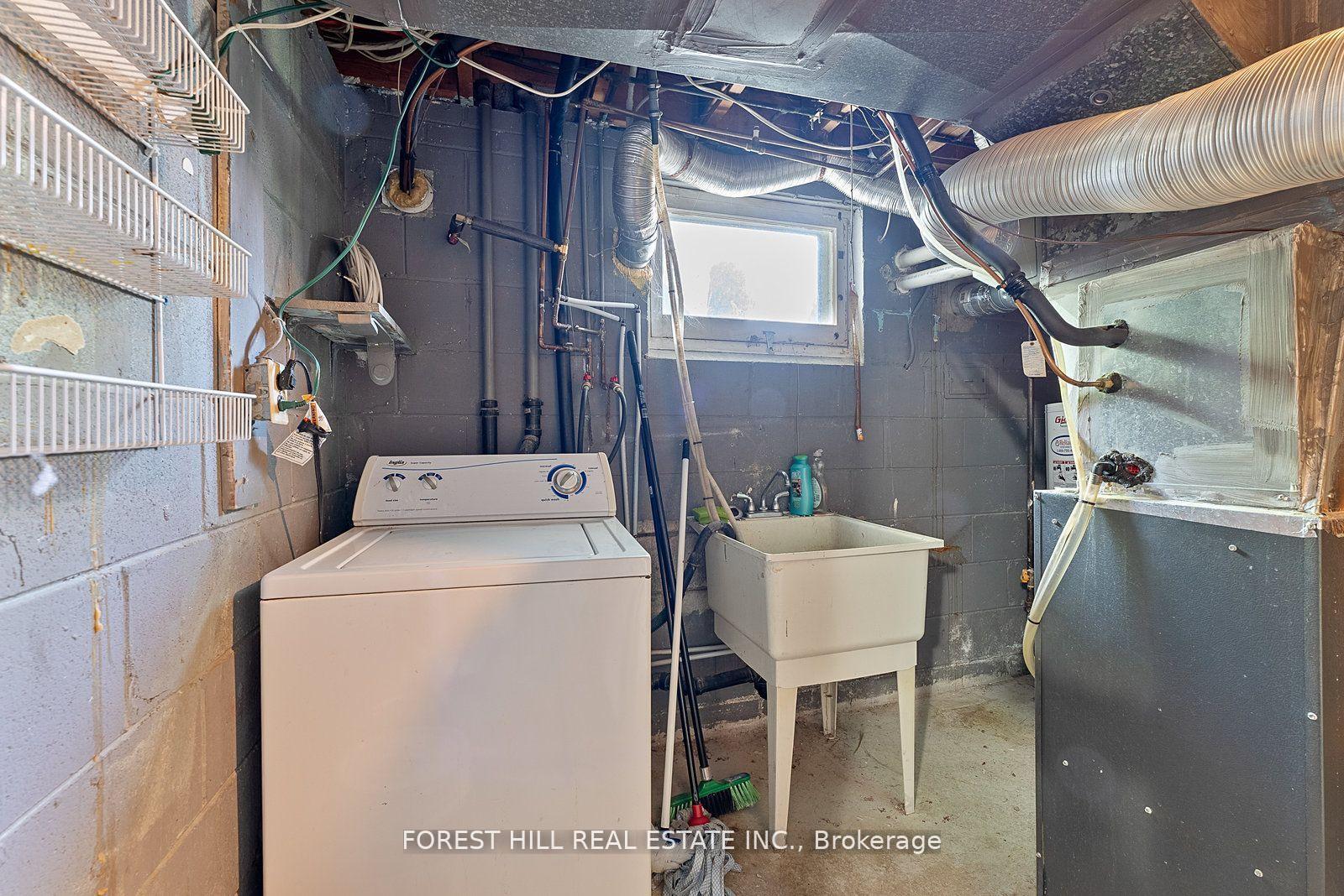 Photo 38 of 47 Kingsmere Crescent, Brampton, Northwood Park — HOMEH