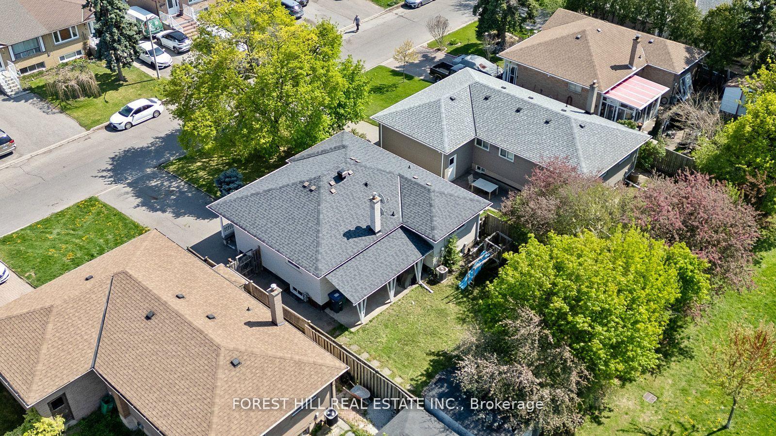 Photo 45 of 47 Kingsmere Crescent, Brampton, Northwood Park — HOMEH