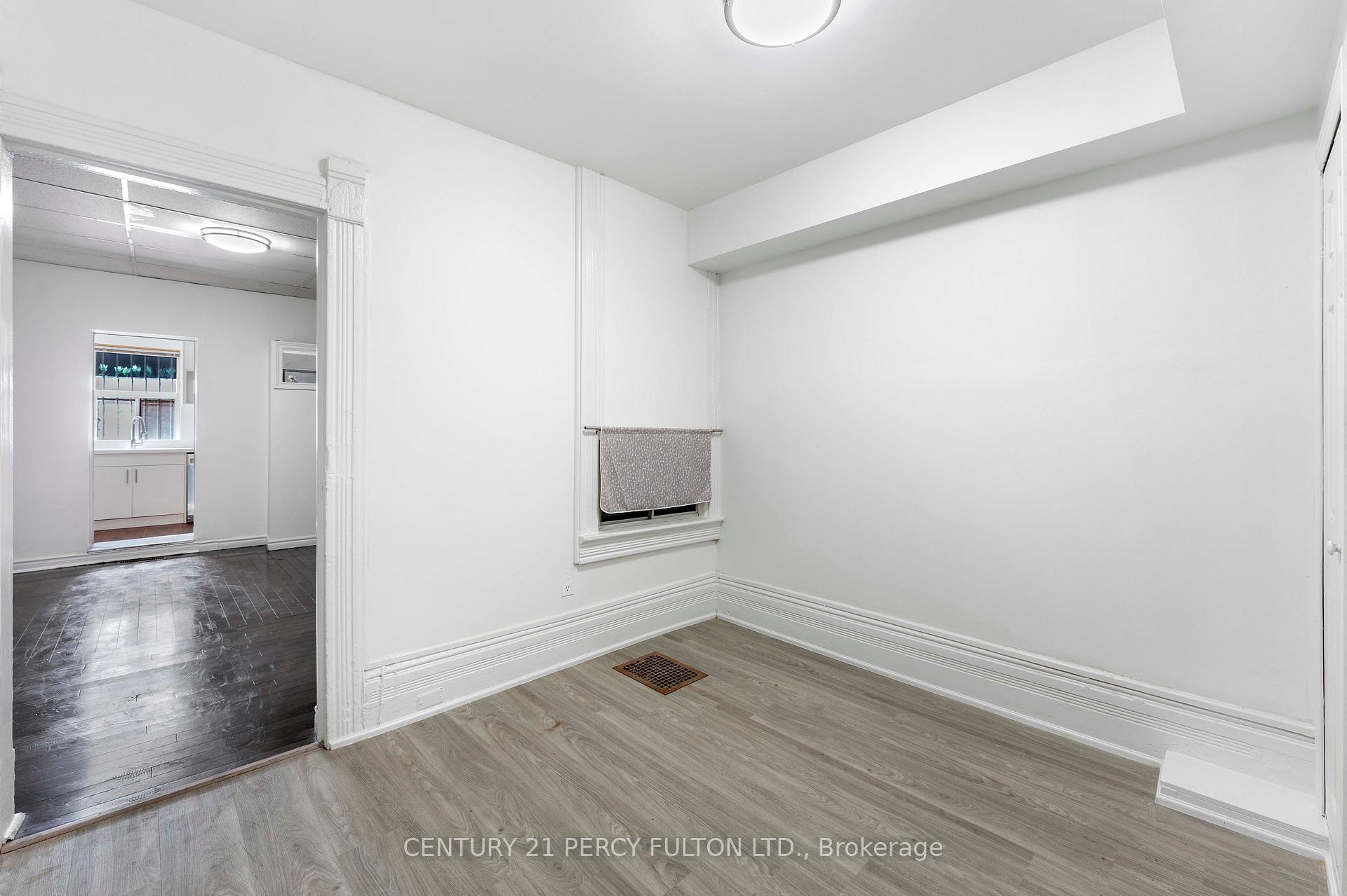 Photo 12 of 47 Grange Avenue, Toronto, Kensington-Chinatown — HOMEH