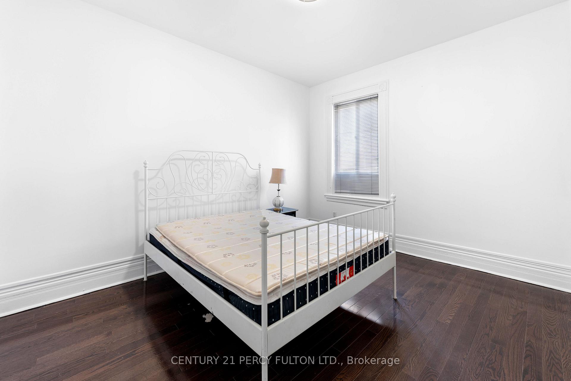 Photo 19 of 47 Grange Avenue, Toronto, Kensington-Chinatown — HOMEH