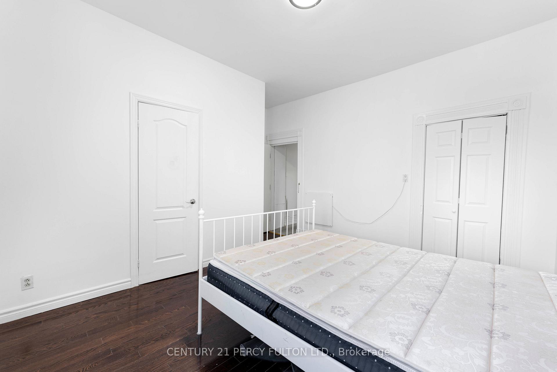 Photo 16 of 47 Grange Avenue, Toronto, Kensington-Chinatown — HOMEH