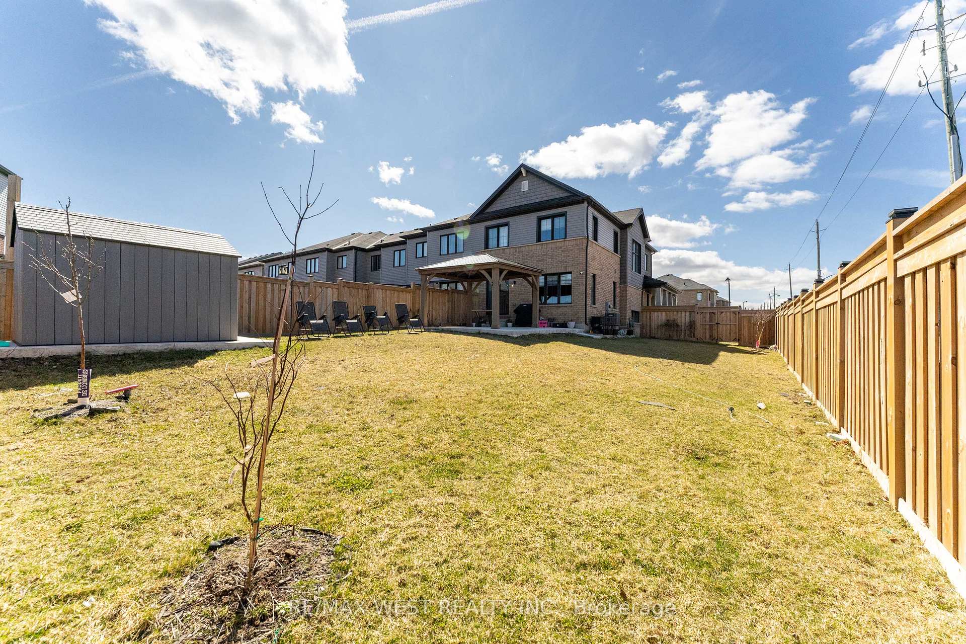 Photo 28 of 2 Scarletwood Street, Hamilton, Stoney Creek Mountain — HOMEH