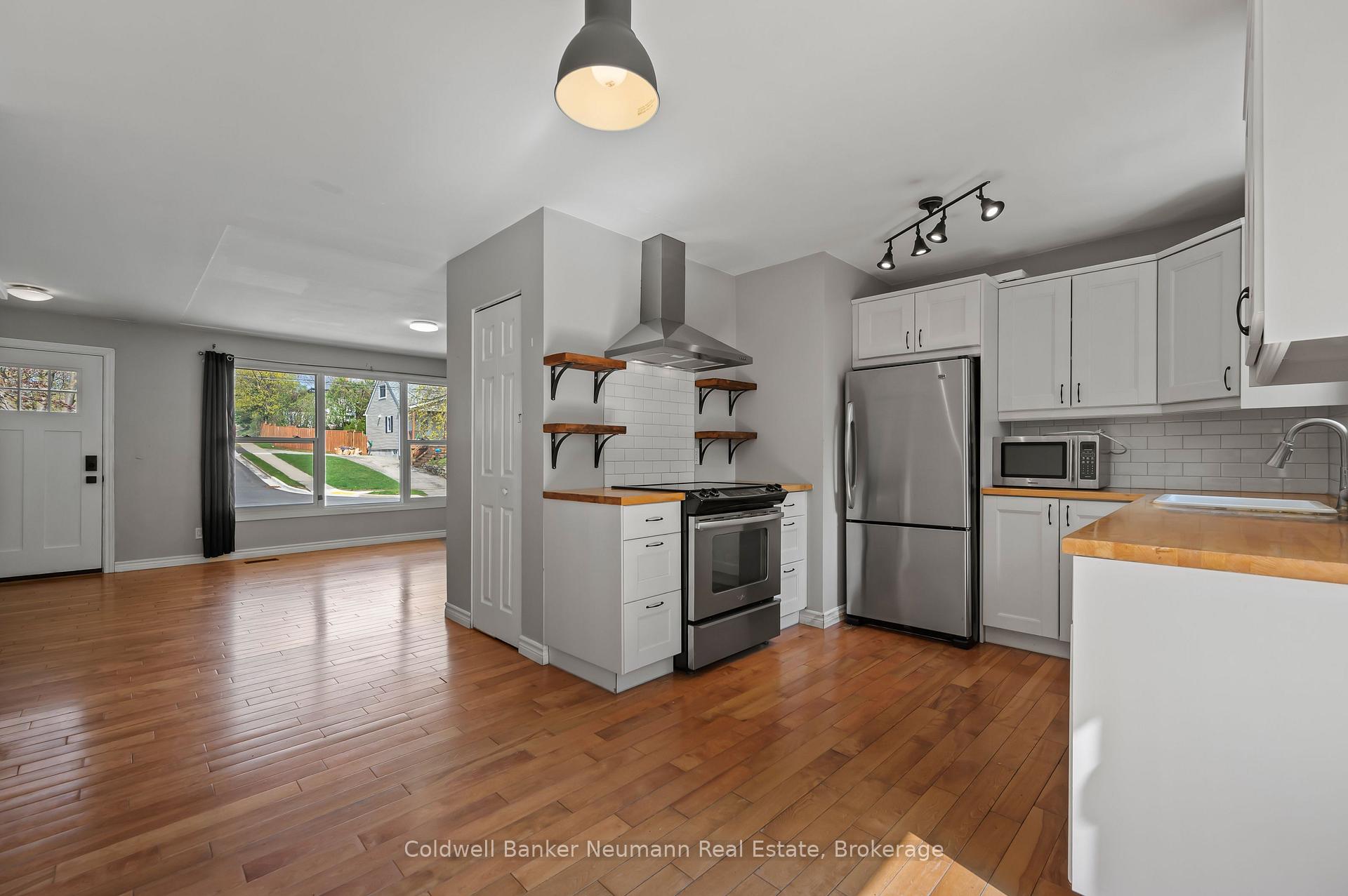 Photo 12 of 56 Ridgewood Avenue, Guelph, Junction/Onward Willow — HOMEH