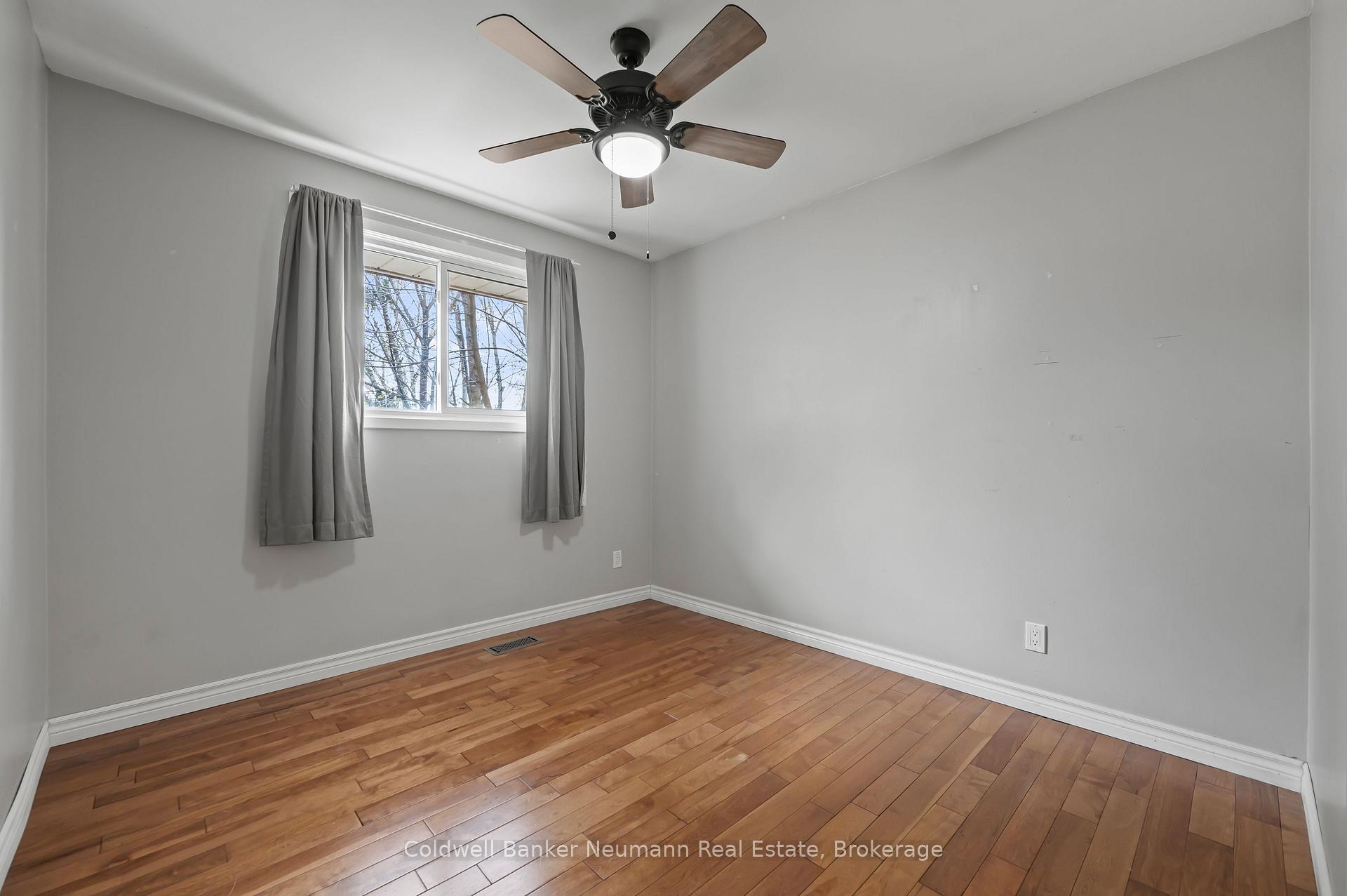Photo 15 of 56 Ridgewood Avenue, Guelph, Junction/Onward Willow — HOMEH