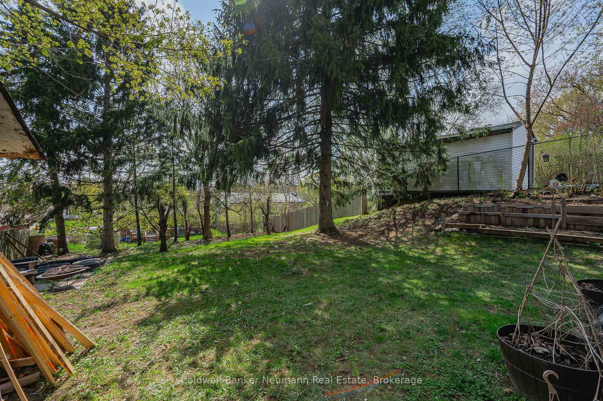 Photo 34 of 56 Ridgewood Avenue, Guelph, Junction/Onward Willow — HOMEH