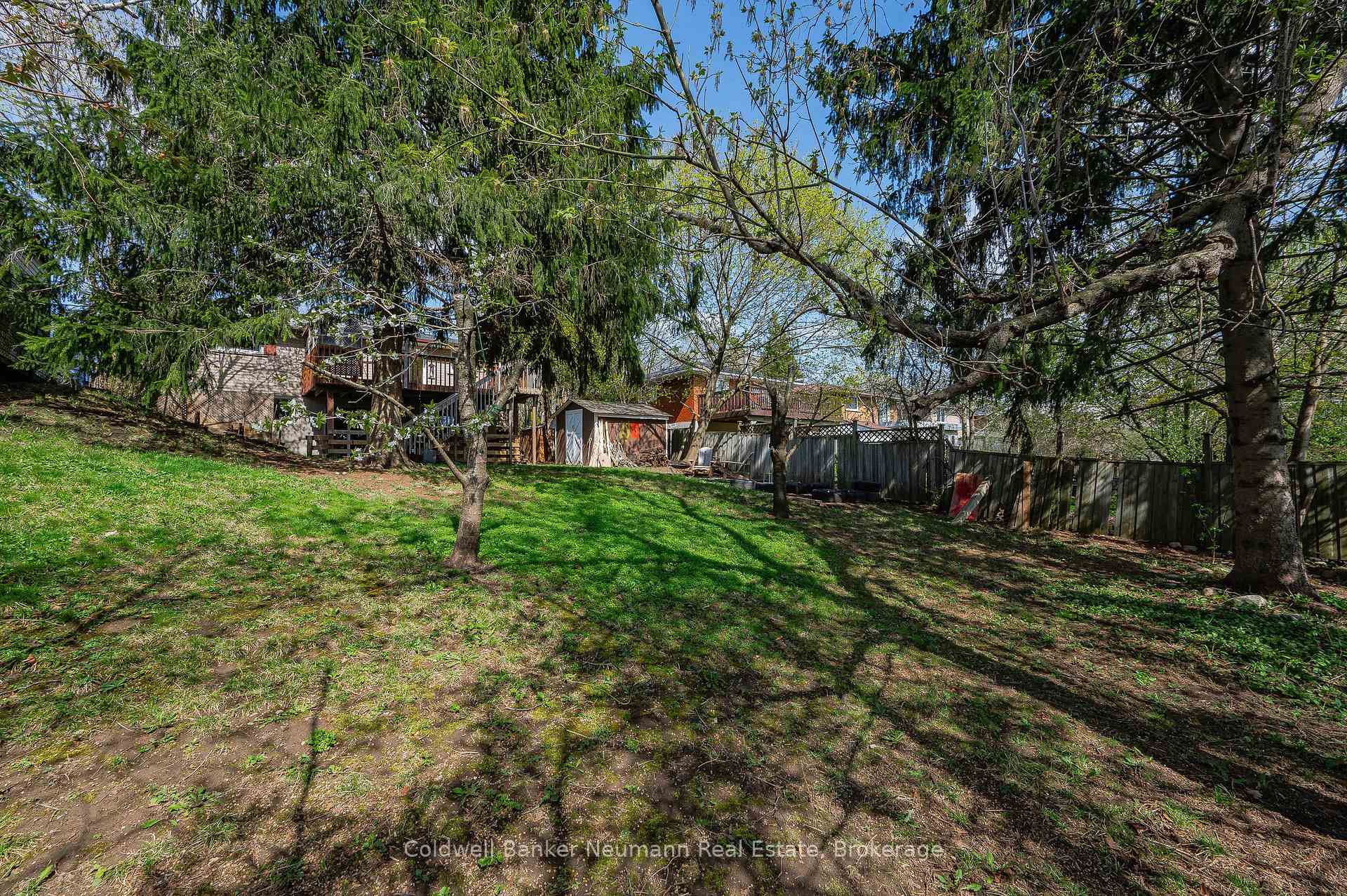 Photo 35 of 56 Ridgewood Avenue, Guelph, Junction/Onward Willow — HOMEH
