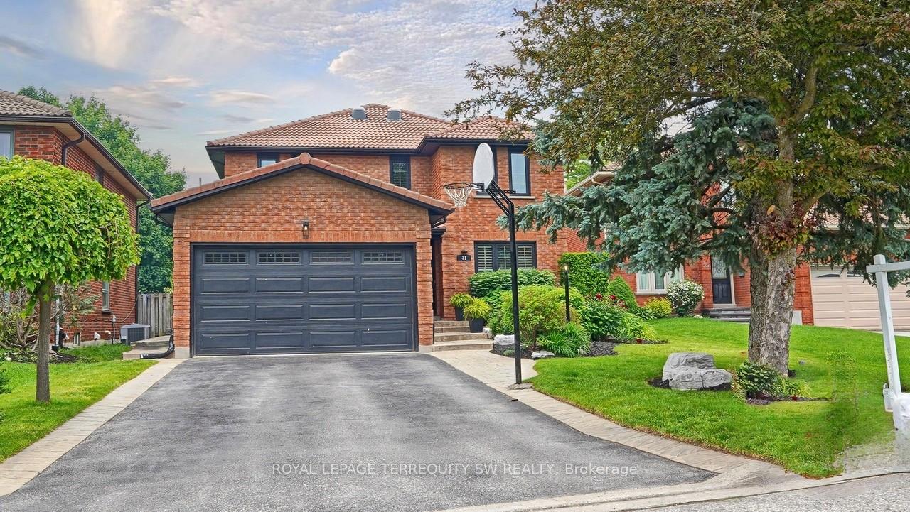Photo 9 of 31 Bryant Road, Markham, Markham Village — HOMEH