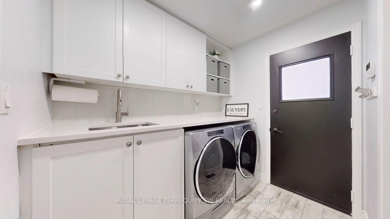 Photo 12 of 31 Bryant Road, Markham, Markham Village — HOMEH