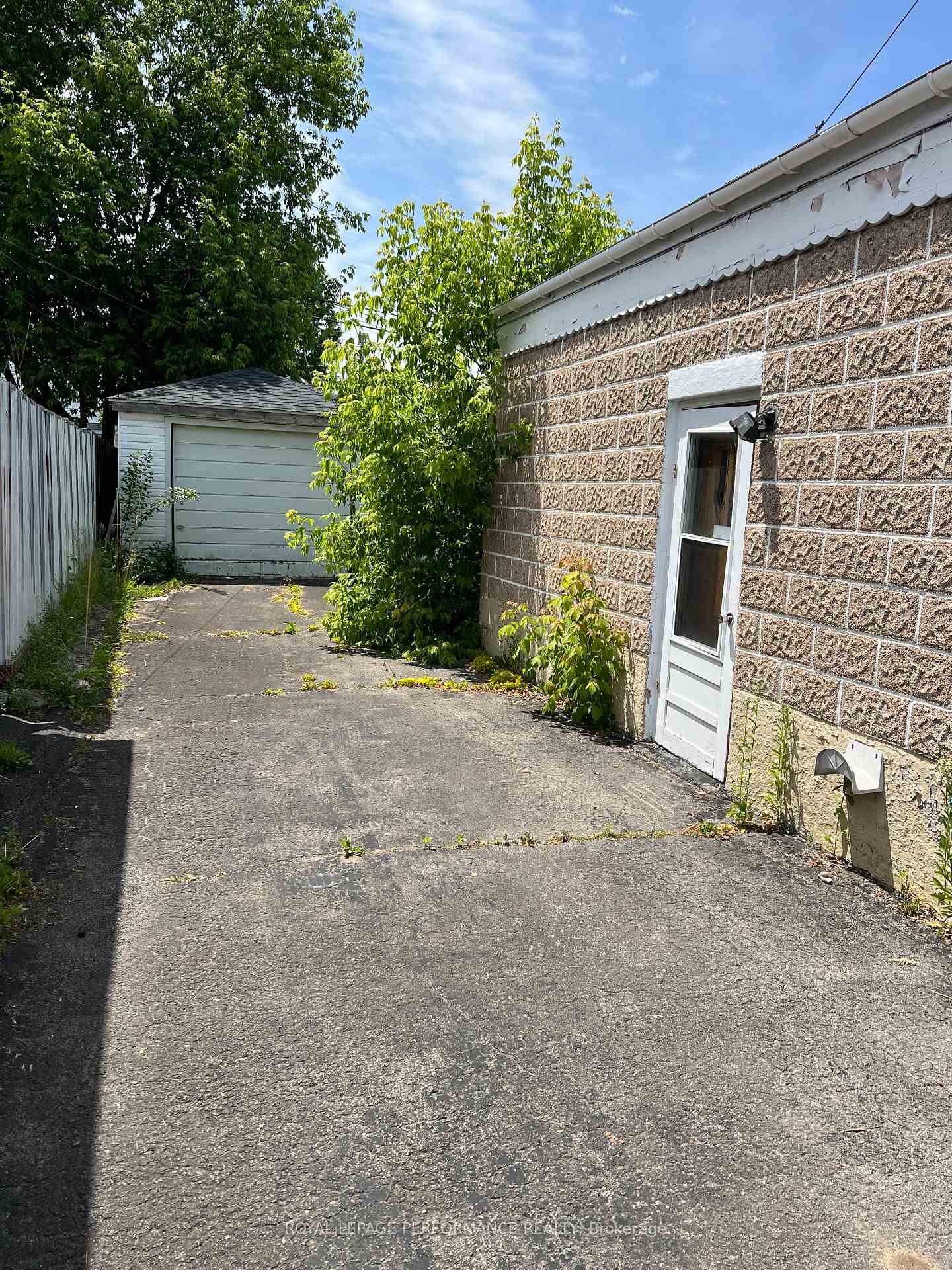 Photo 9 of 1138 Pitt Street, Cornwall — HOMEH