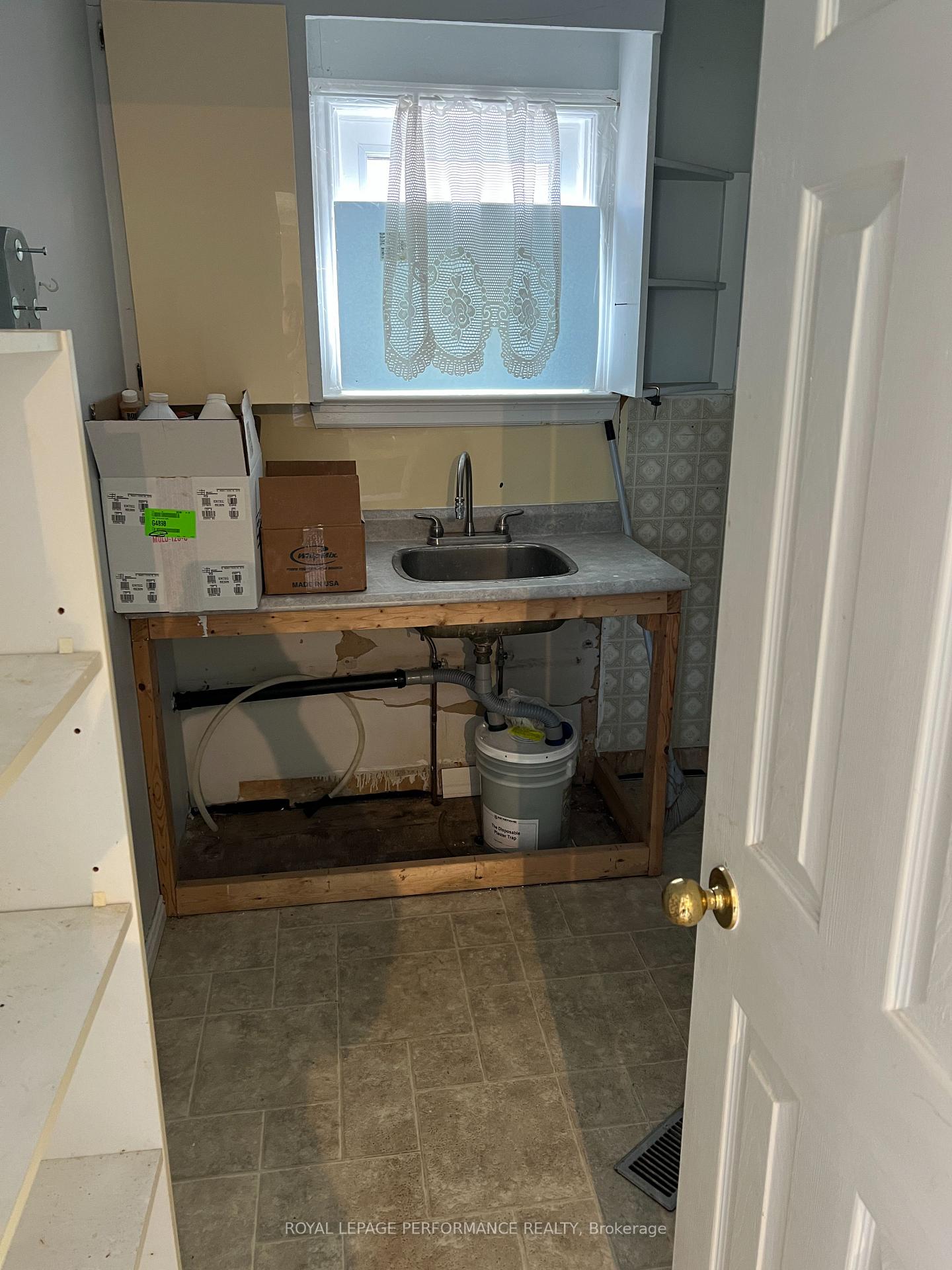 Photo 8 of 1138 Pitt Street, Cornwall — HOMEH