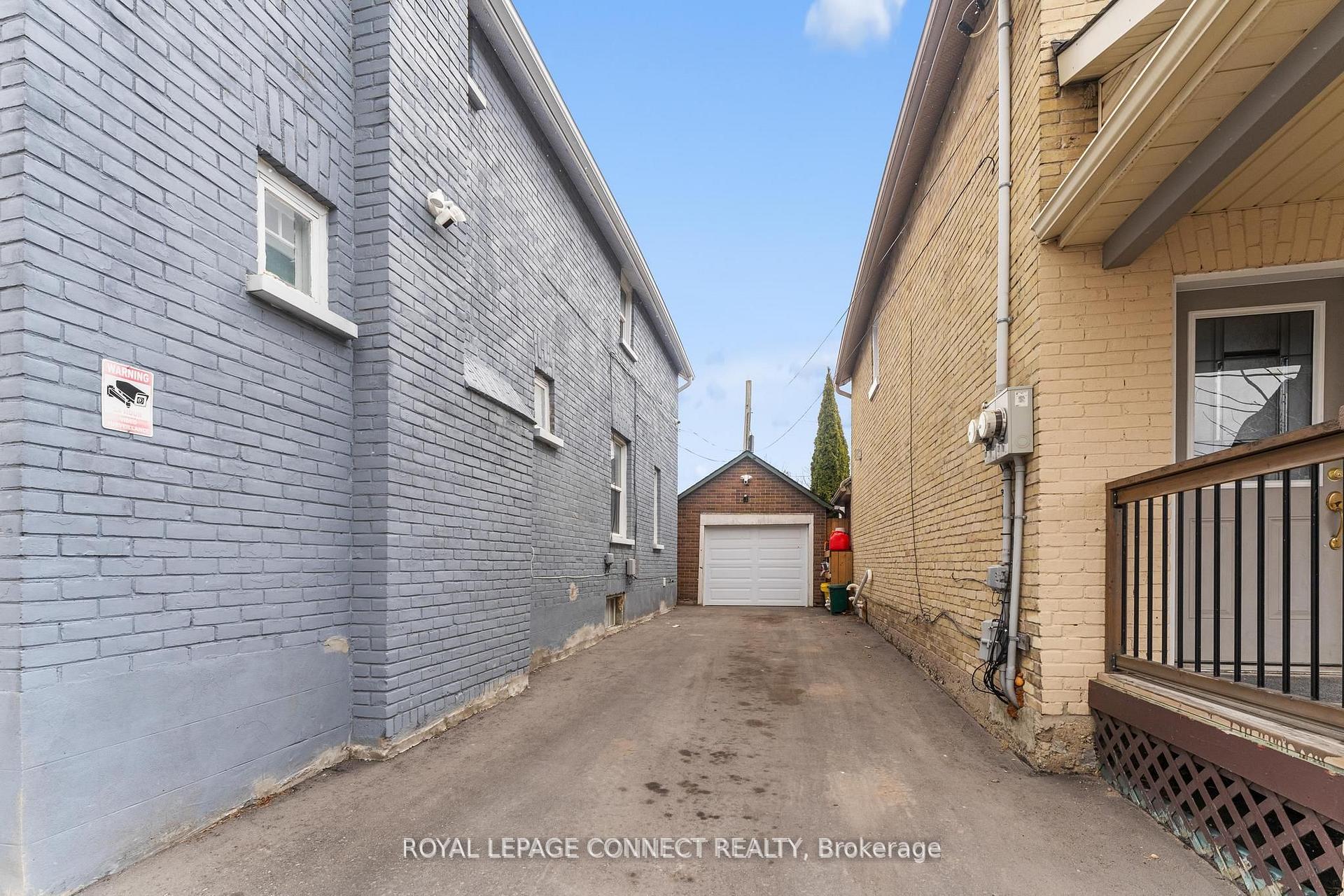 Photo 26 of 95 Richmond Street W, Oshawa, O'Neill — HOMEH
