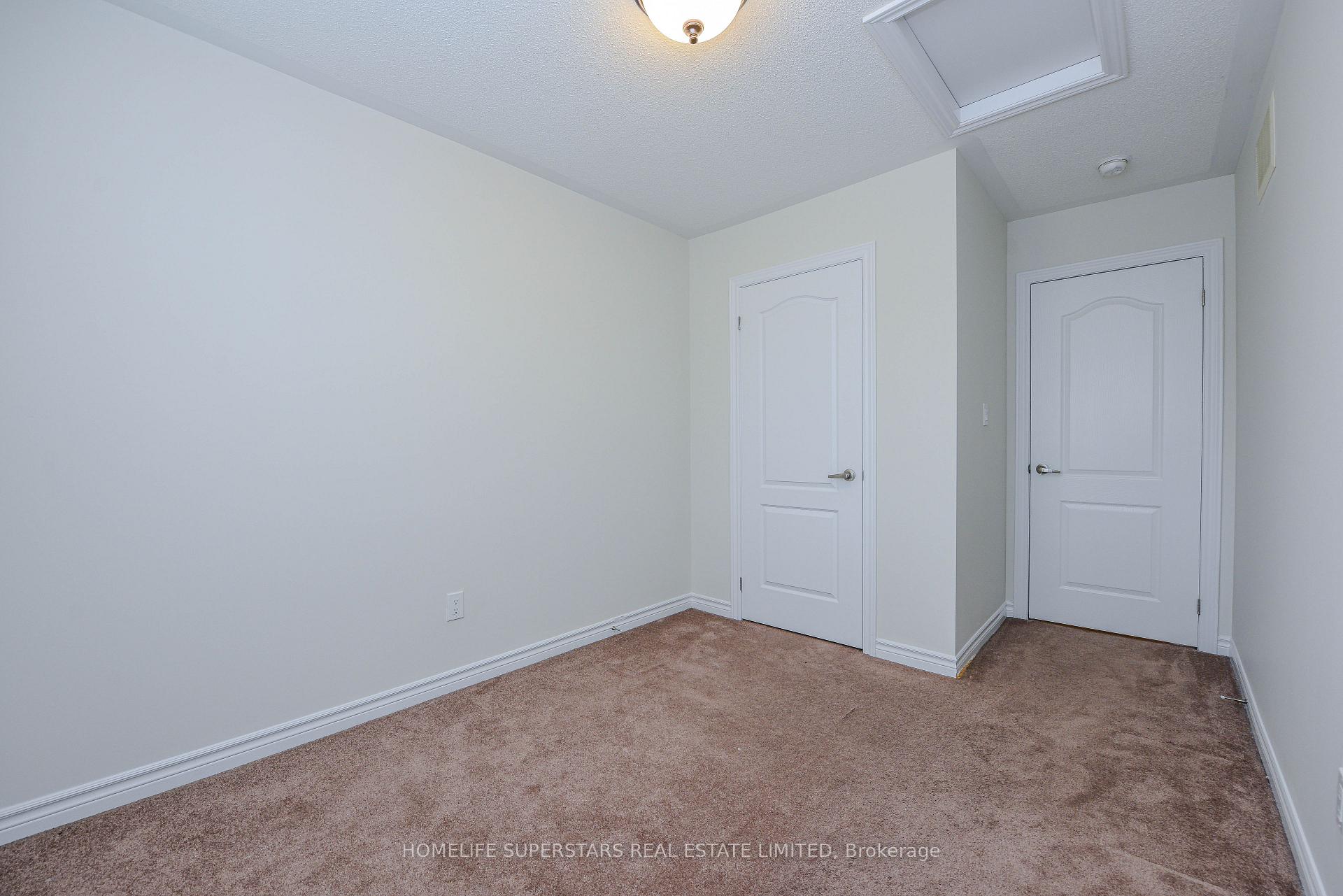 Photo 16 of 6 Kayak Heights, Brampton, Heart Lake East — HOMEH