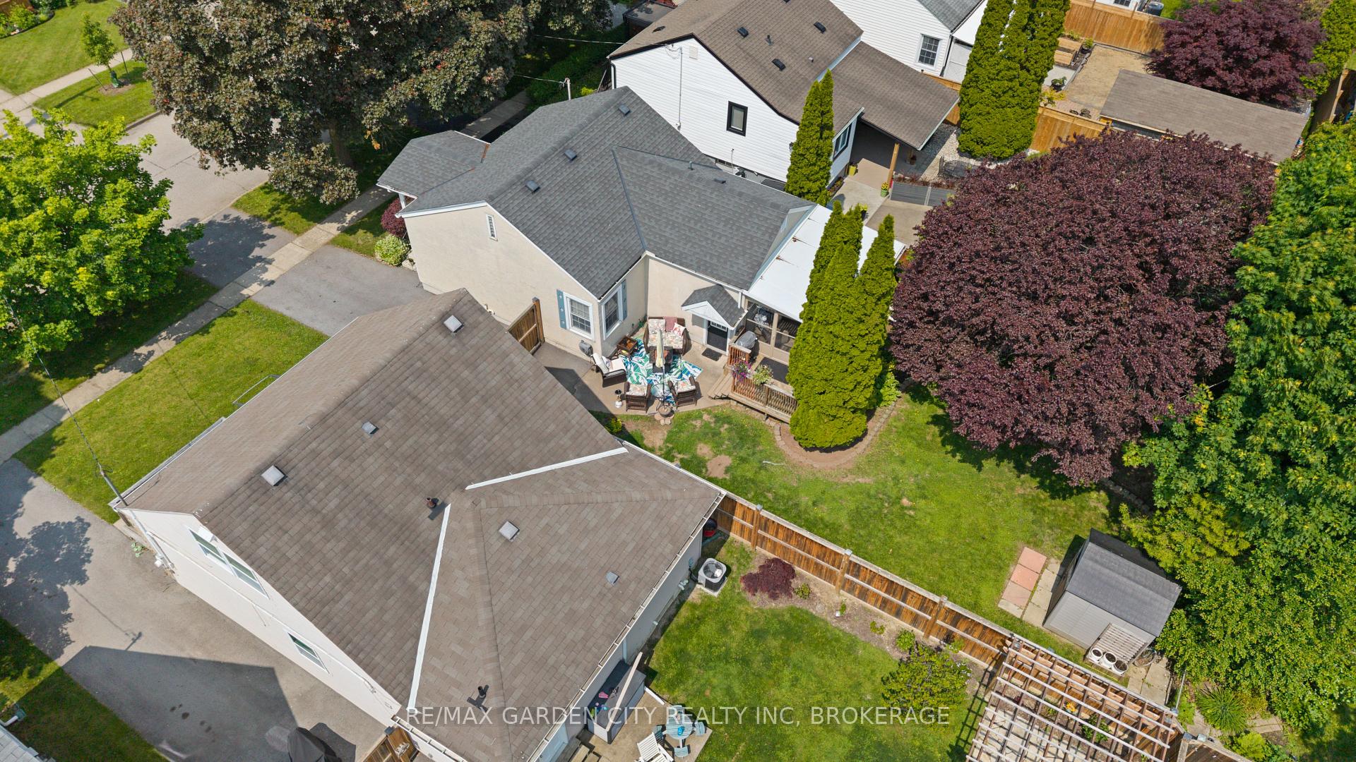 Photo 21 of 48 Doncaster Boulevard NW, St. Catharines, Fairview — HOMEH