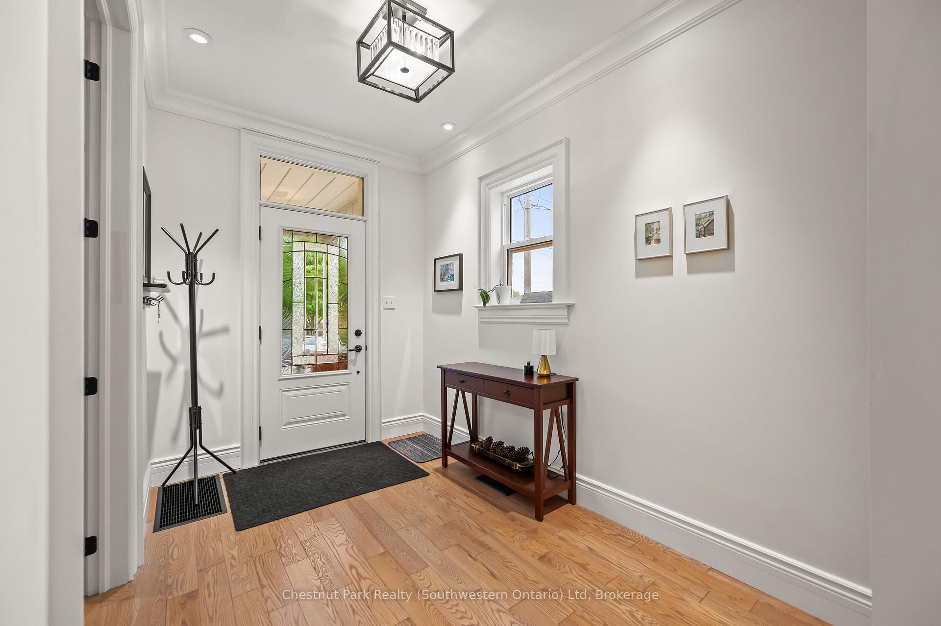 Photo 12 of 105 Hearn Avenue, Guelph, Junction/Onward Willow — HOMEH
