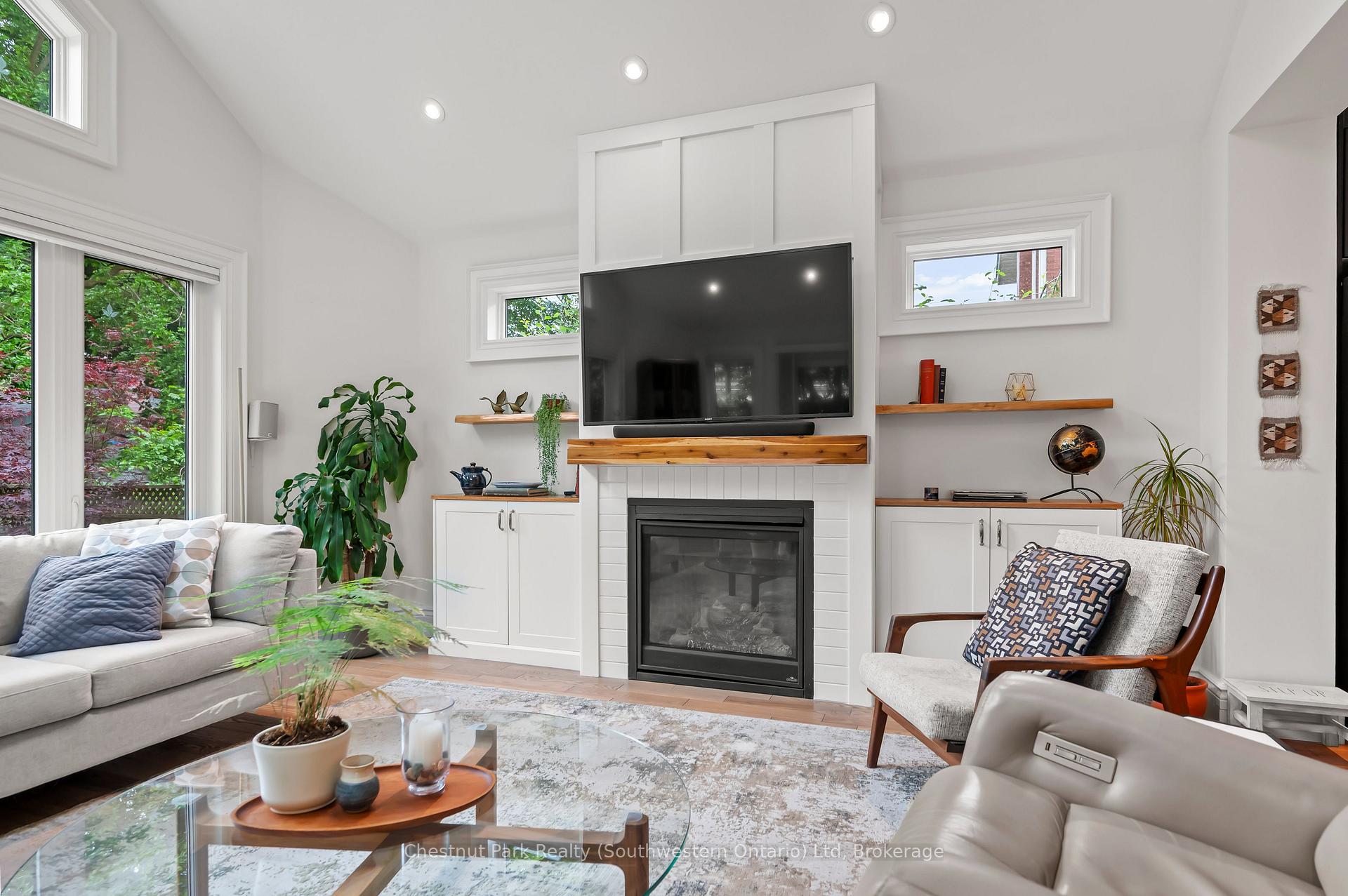 Photo 35 of 105 Hearn Avenue, Guelph, Junction/Onward Willow — HOMEH