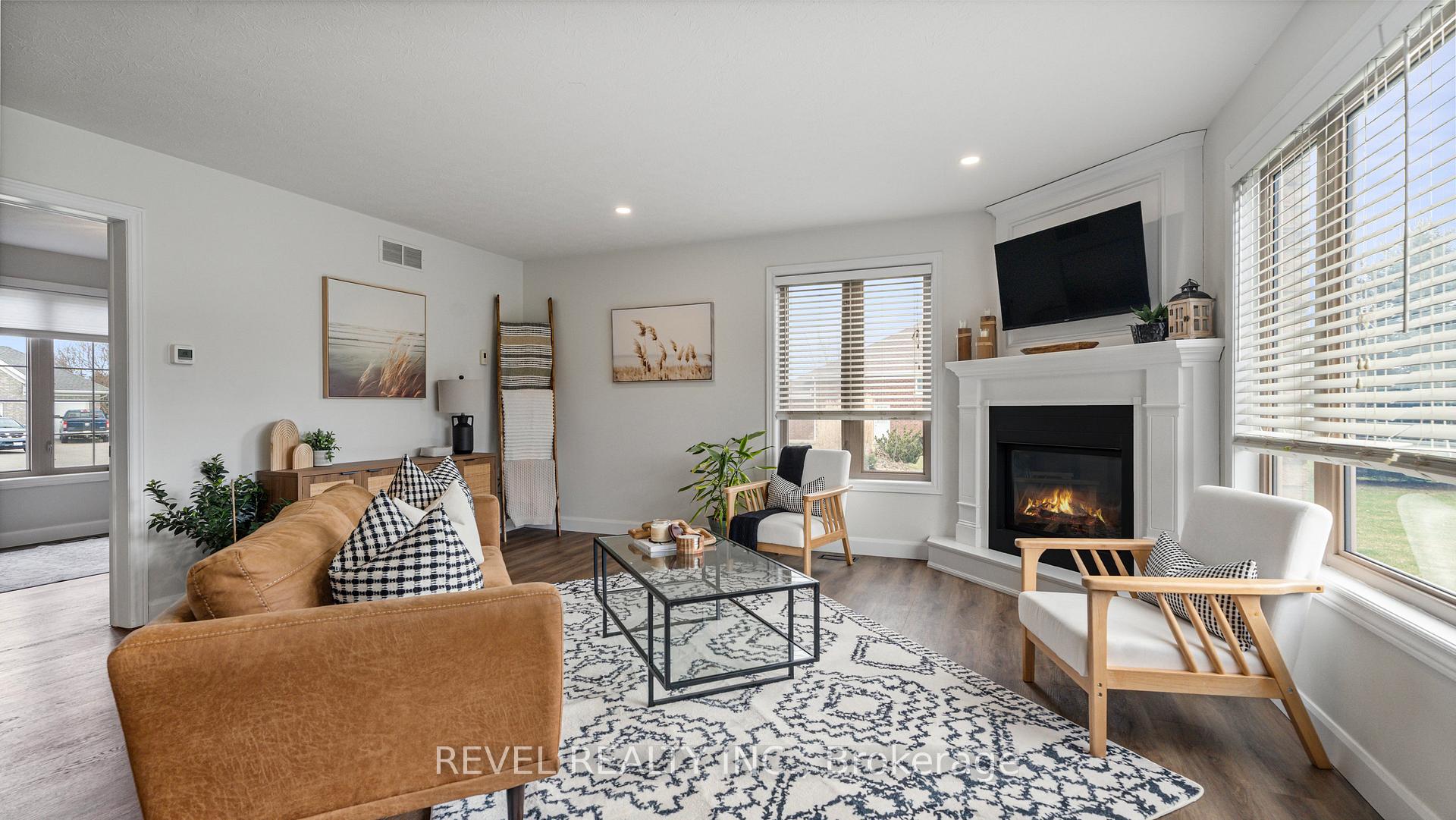 Photo 13 of 5 Cedar Lane, Brant, Burford — HOMEH