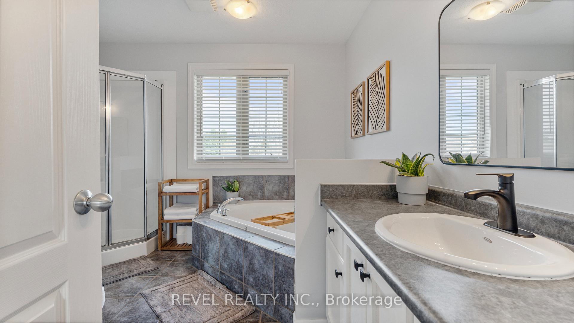 Photo 22 of 5 Cedar Lane, Brant, Burford — HOMEH