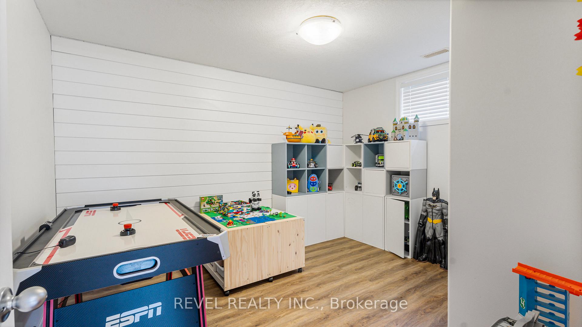 Photo 40 of 5 Cedar Lane, Brant, Burford — HOMEH