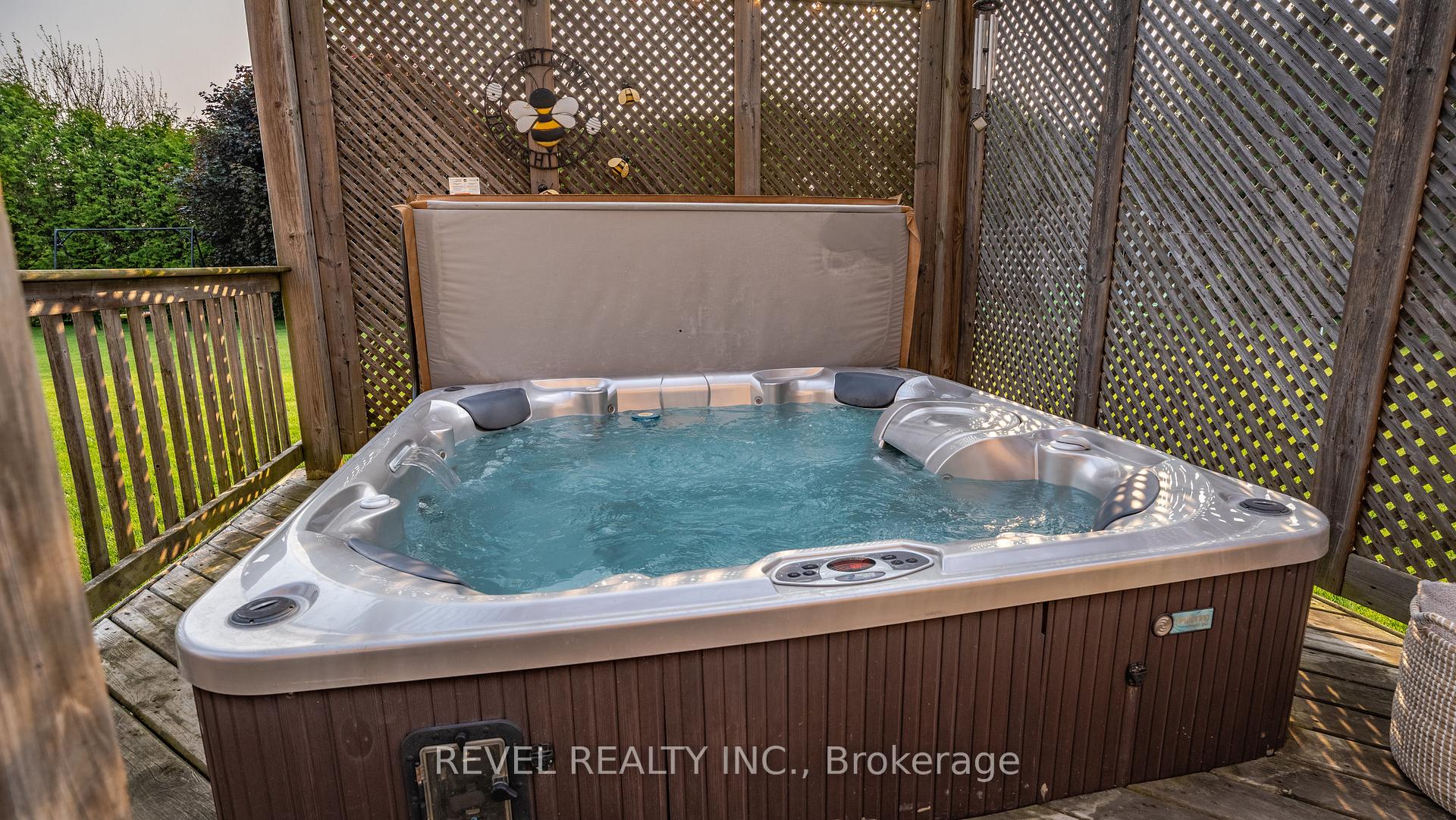 Photo 34 of 5 Cedar Lane, Brant, Burford — HOMEH