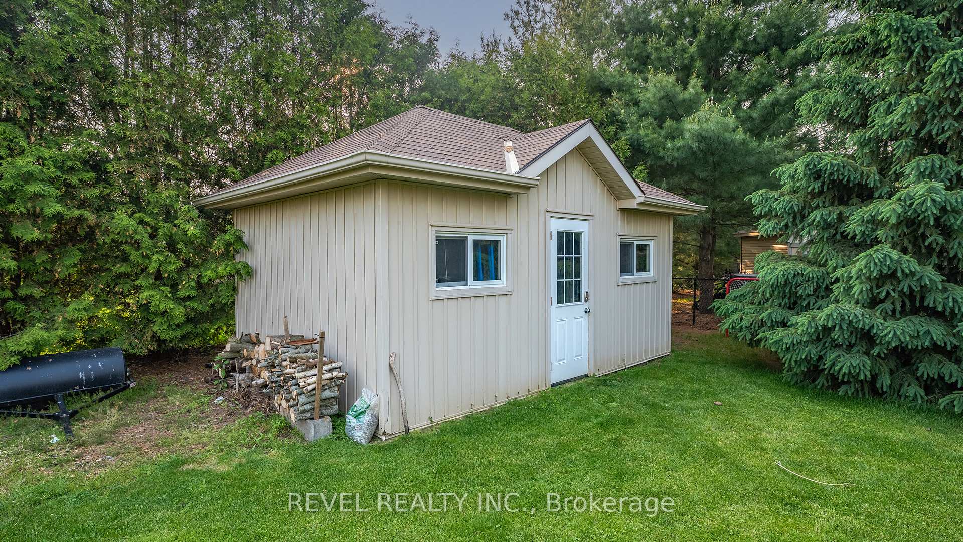 Photo 44 of 5 Cedar Lane, Brant, Burford — HOMEH