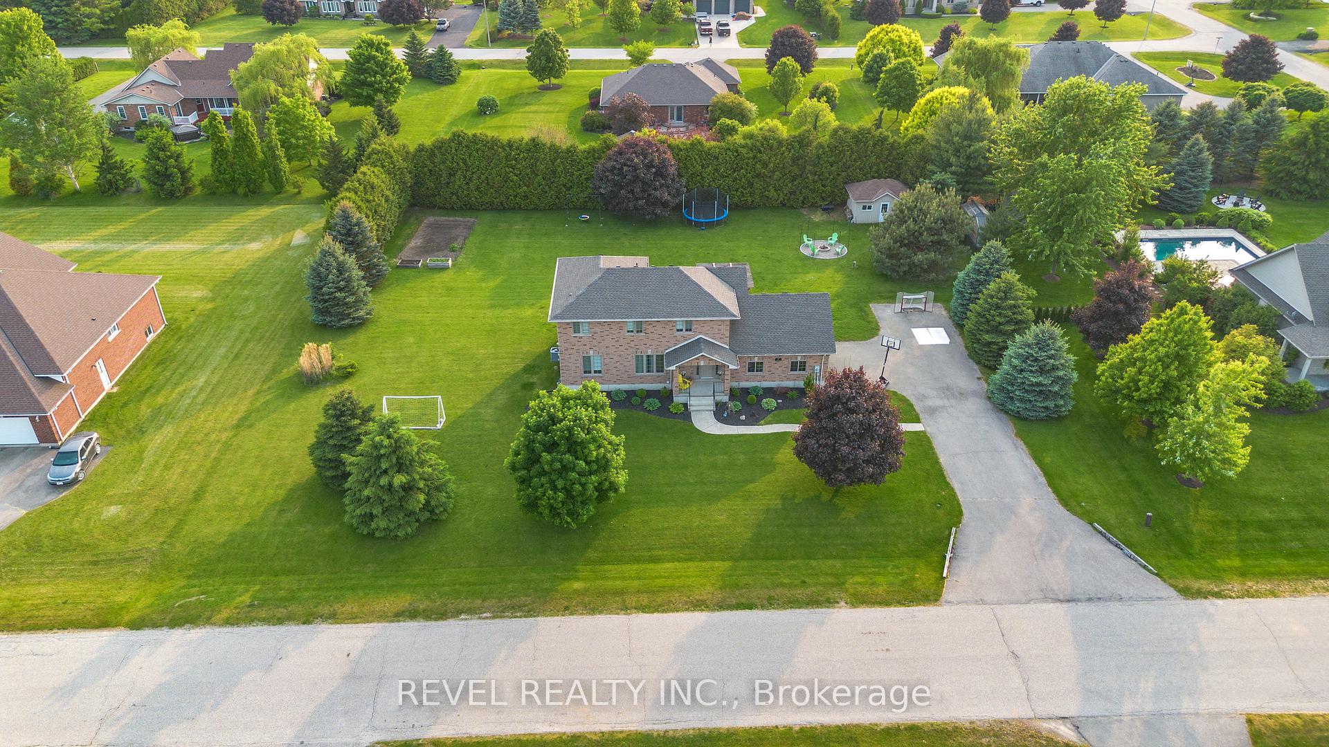 Photo 41 of 5 Cedar Lane, Brant, Burford — HOMEH