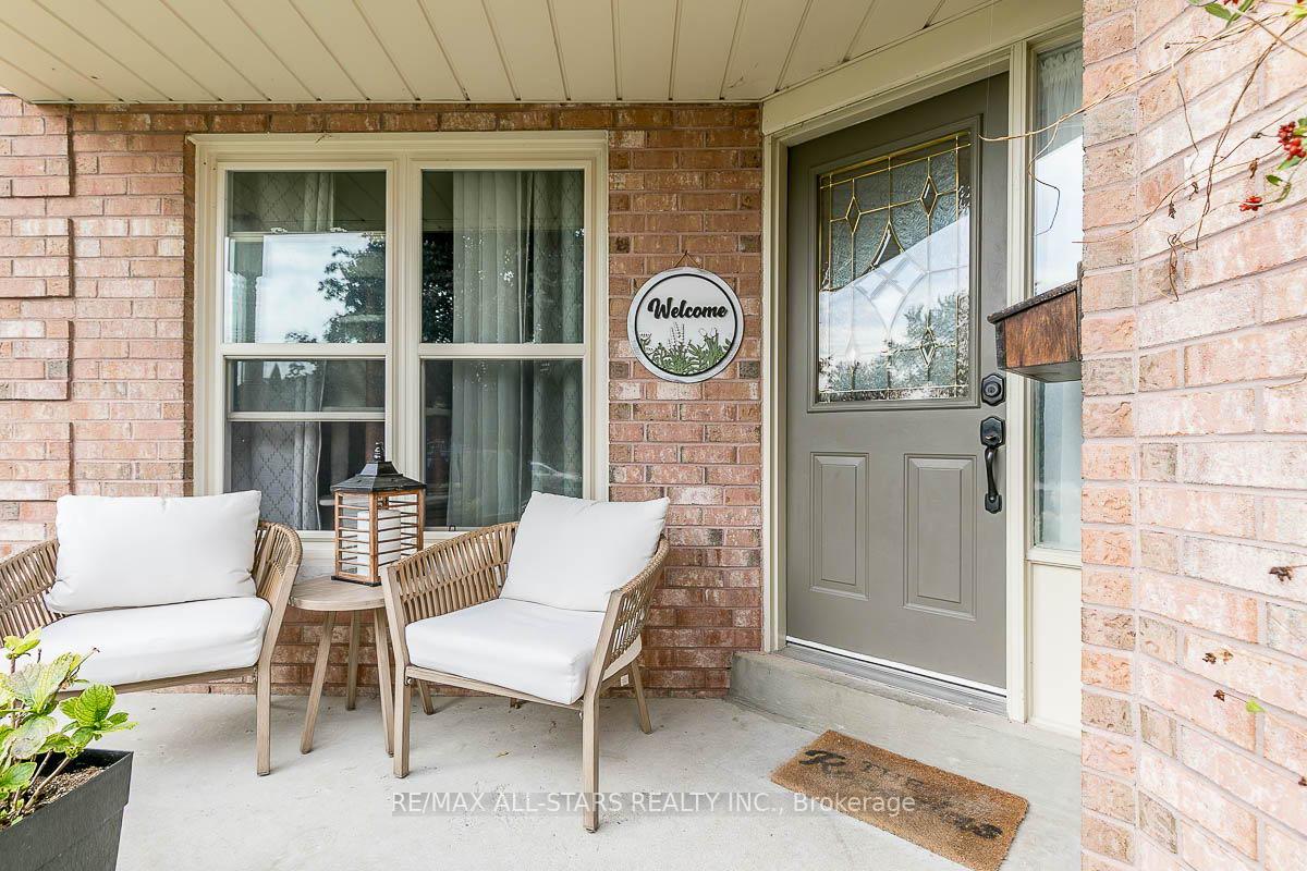 Photo 3 of 98 Natanya Boulevard, Georgina, Keswick North — HOMEH