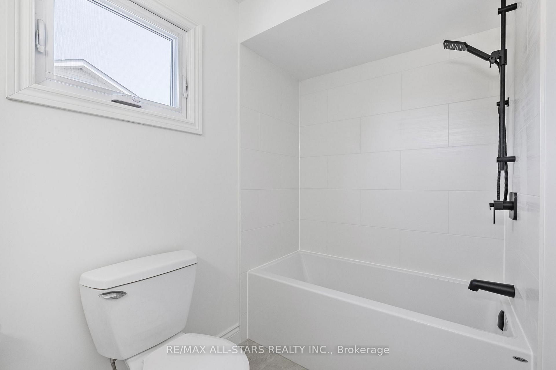 Photo 39 of 98 Natanya Boulevard, Georgina, Keswick North — HOMEH