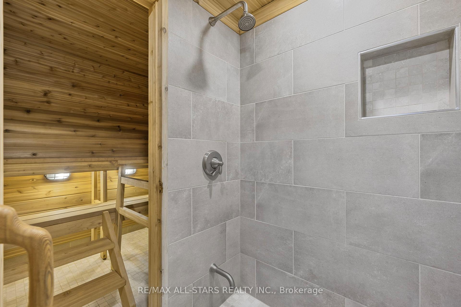Photo 34 of 98 Natanya Boulevard, Georgina, Keswick North — HOMEH