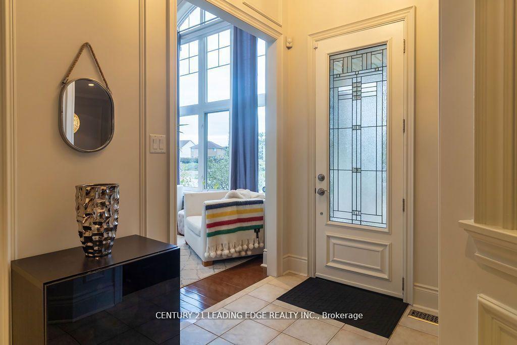 Photo 2 of 612 Fleetwood Drive, Oshawa, Eastdale — HOMEH