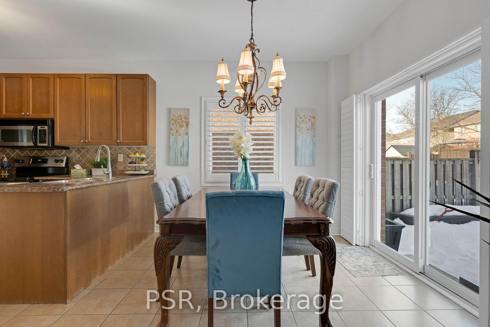 Photo 23 of 88 Canyon Gate Crescent, Vaughan, Rural Vaughan — HOMEH