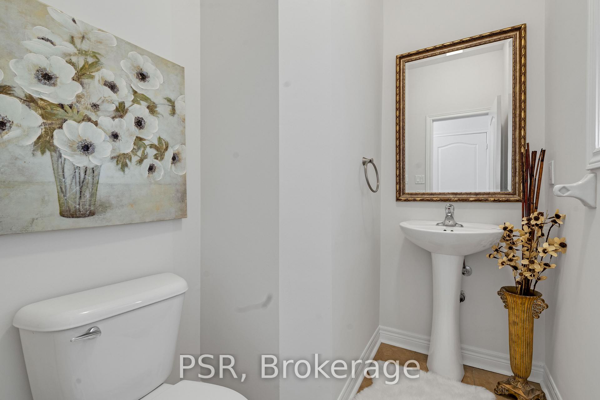 Photo 12 of 88 Canyon Gate Crescent, Vaughan, Rural Vaughan — HOMEH